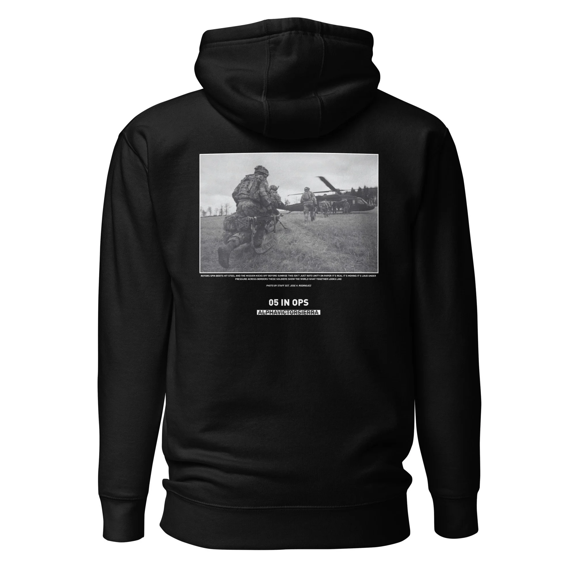 05 IN OPS HOODIE - white letter