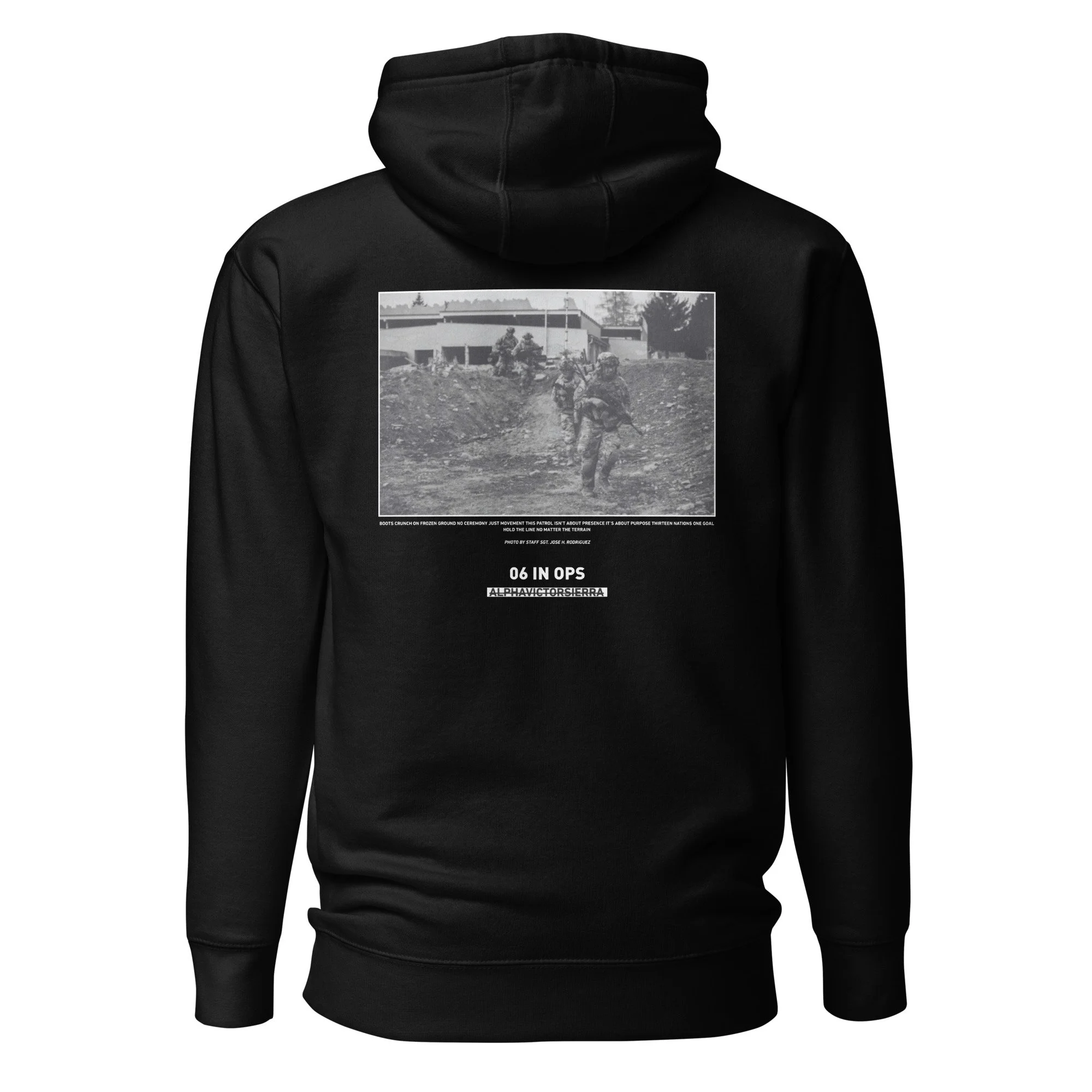 06 IN OPS HOODIE - white letter