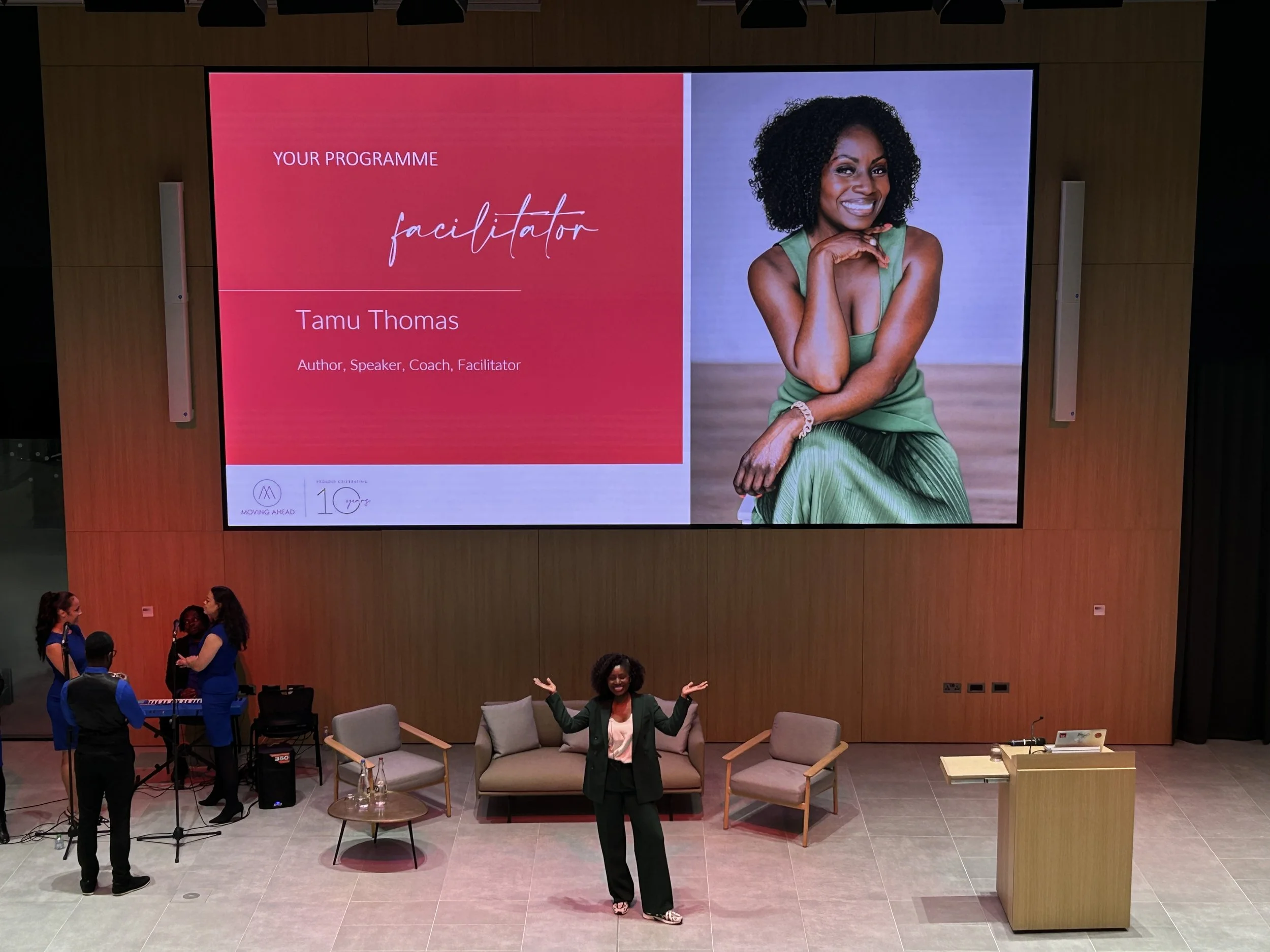 Santander bank workplace culture consultancy event host leadership keynote speaker DEI speaker ExCo Pipeline ambition gap speaker human connection specialist
