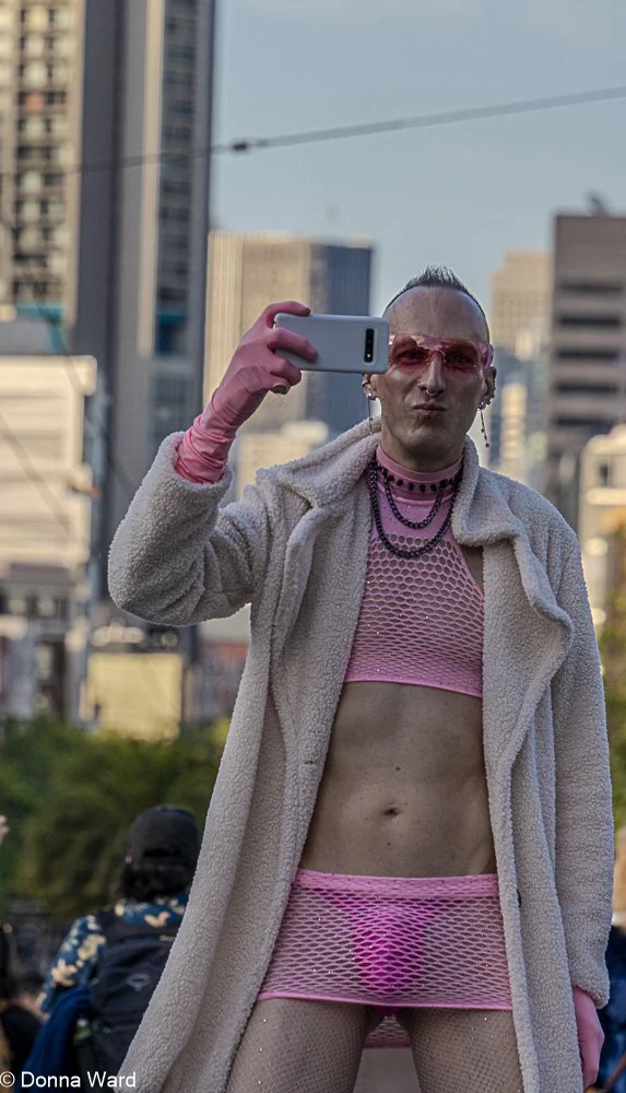 The Man in Pink-3646.jpg