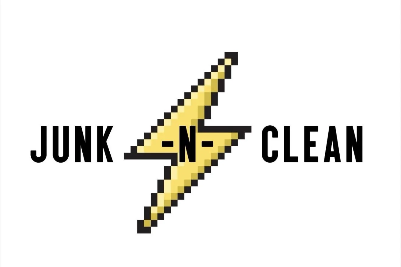 Pixelated yellow lightning bolt with the words 'JUNK N CLEAN' on either side.