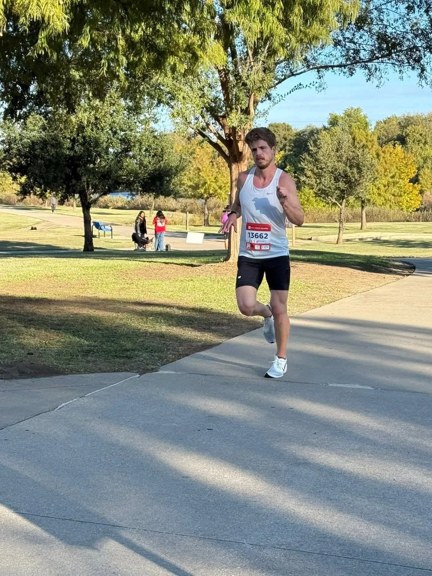 I'm hooked on the racing bug again, so no better way to finish out the fall season than by ripping a 5k on Thanksgiving🦃🦃🍗

Catch me at the Katy YMCA Turkey Trot, the hope is to be somewhere around 16-16:25🔥🔥

Let's finish the year strong!!🏃&zw