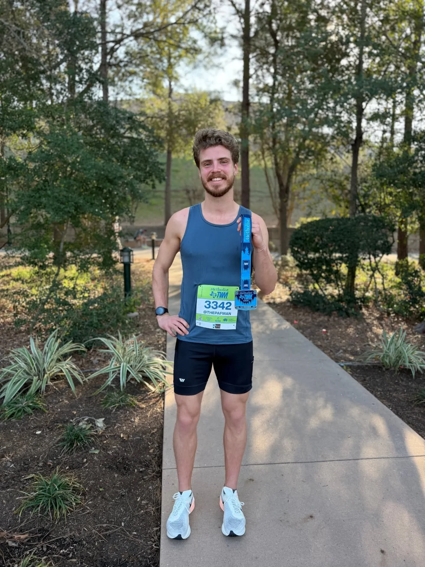 I MISSED A PR BY 3 SECONDS
13.1 | 1:16:15 at The Woodlands Half Marathon

I totally can't complain though. I had been working through some hip and pelvis issues which are getting way better, so putting up this kind of effort felt amazing🏃&zwj;♂️💨

