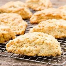 Cheddar bacon scones
