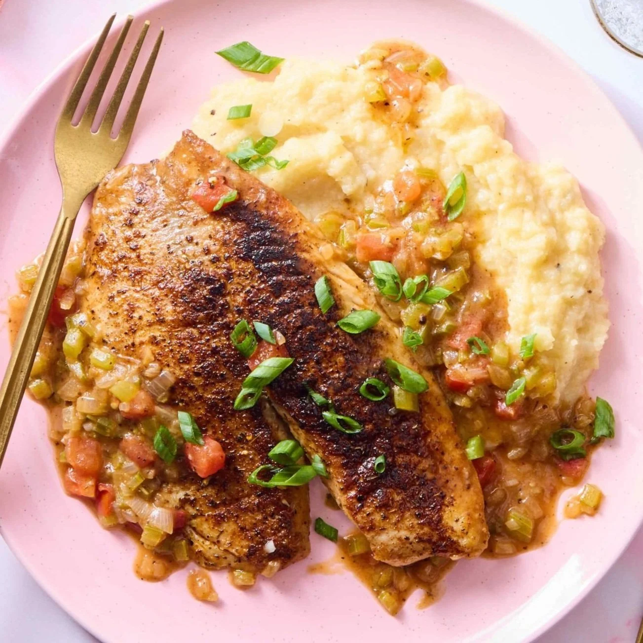 low_carb_blackened_tilapia_with_creole-6be3dab4f553bce48cfbb0f730d460a0.jpg