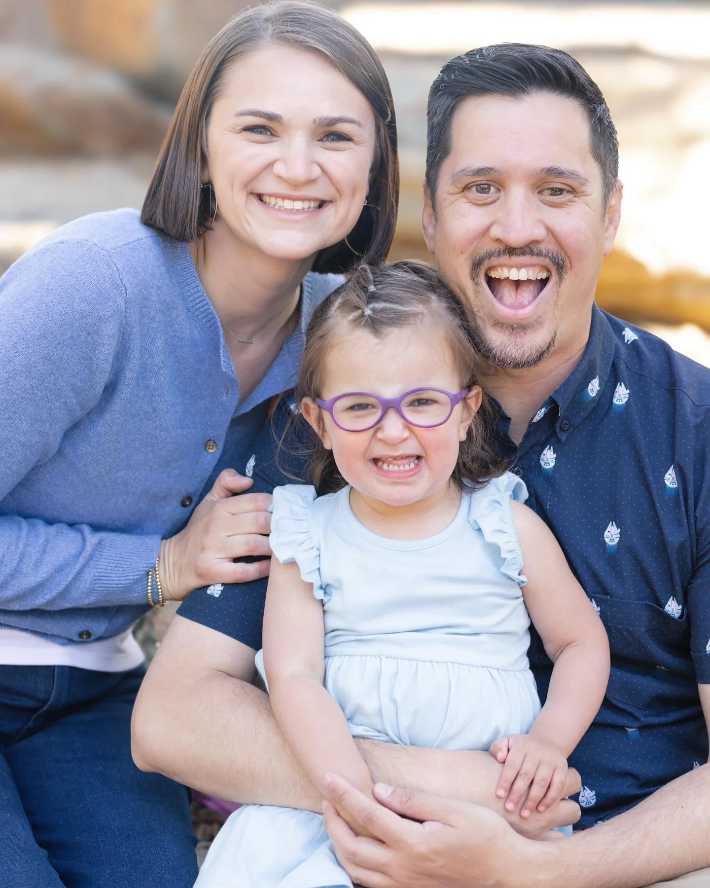 Family, bubbles, and the park...what's not to love?

#familyphotography #toddlerphotoshoot #beresfordpark
