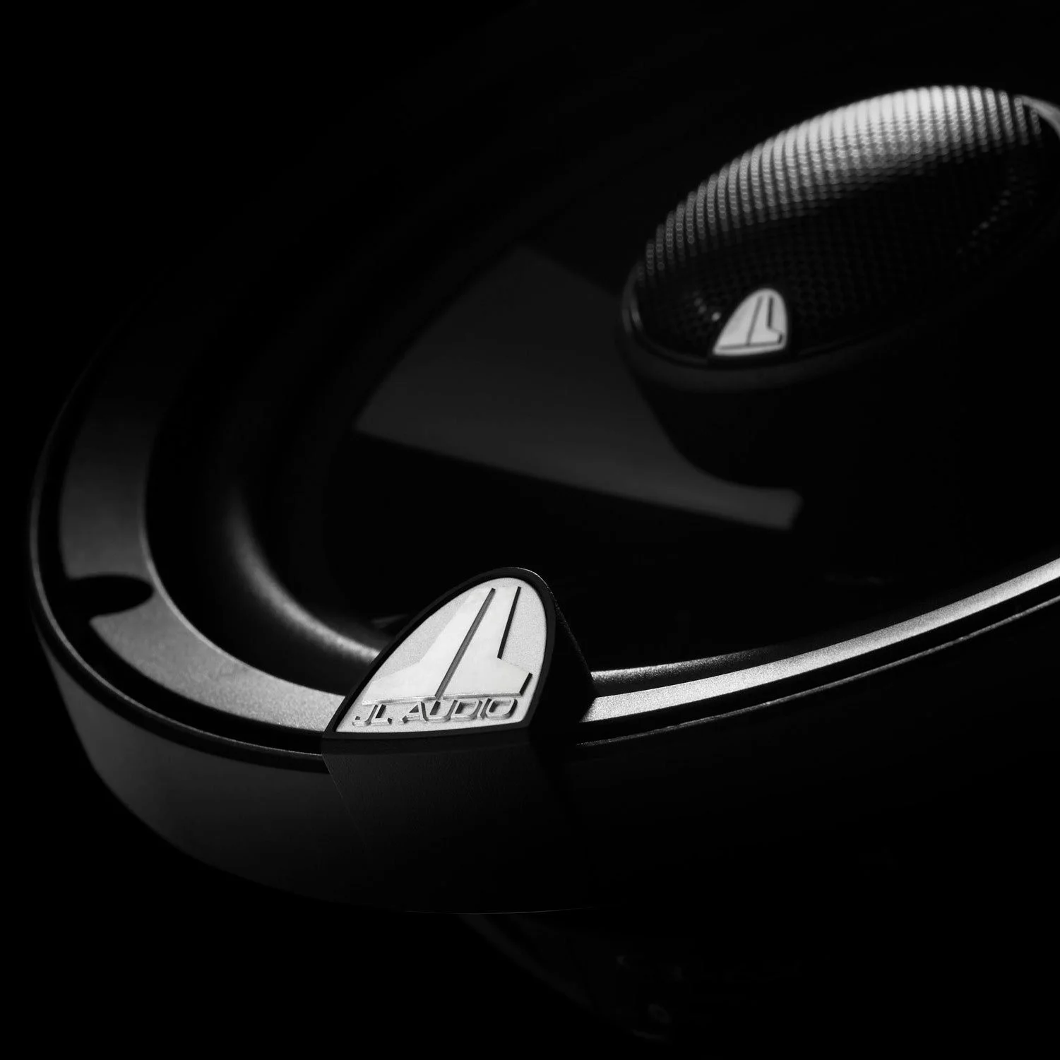 C3-650-Badge2-ART.jpg