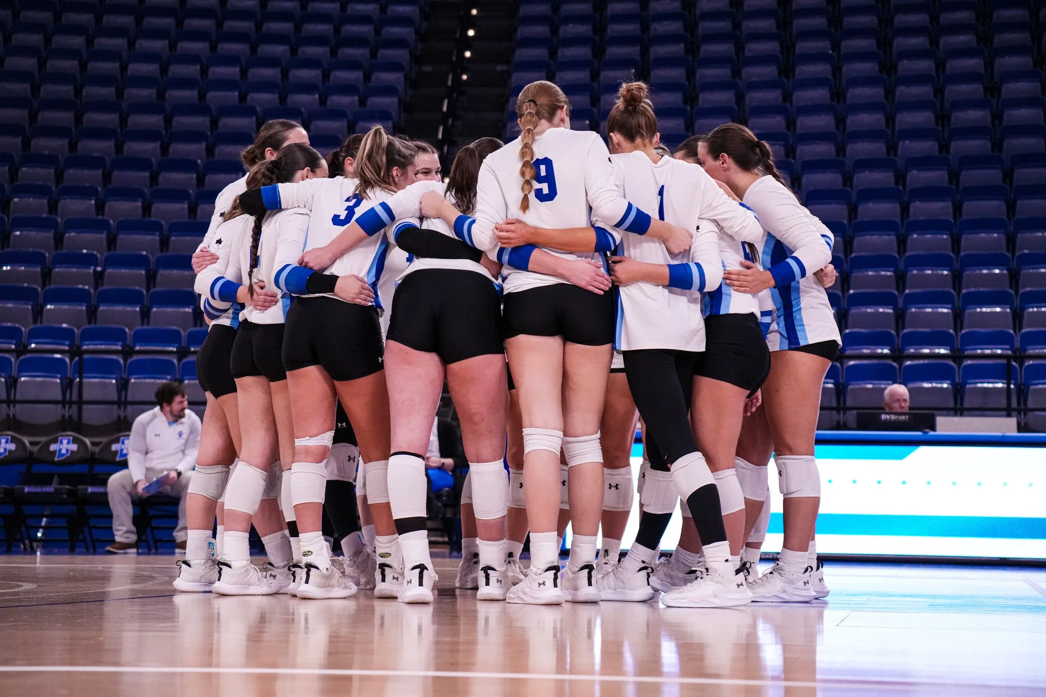 Sycamores 1-604.jpg