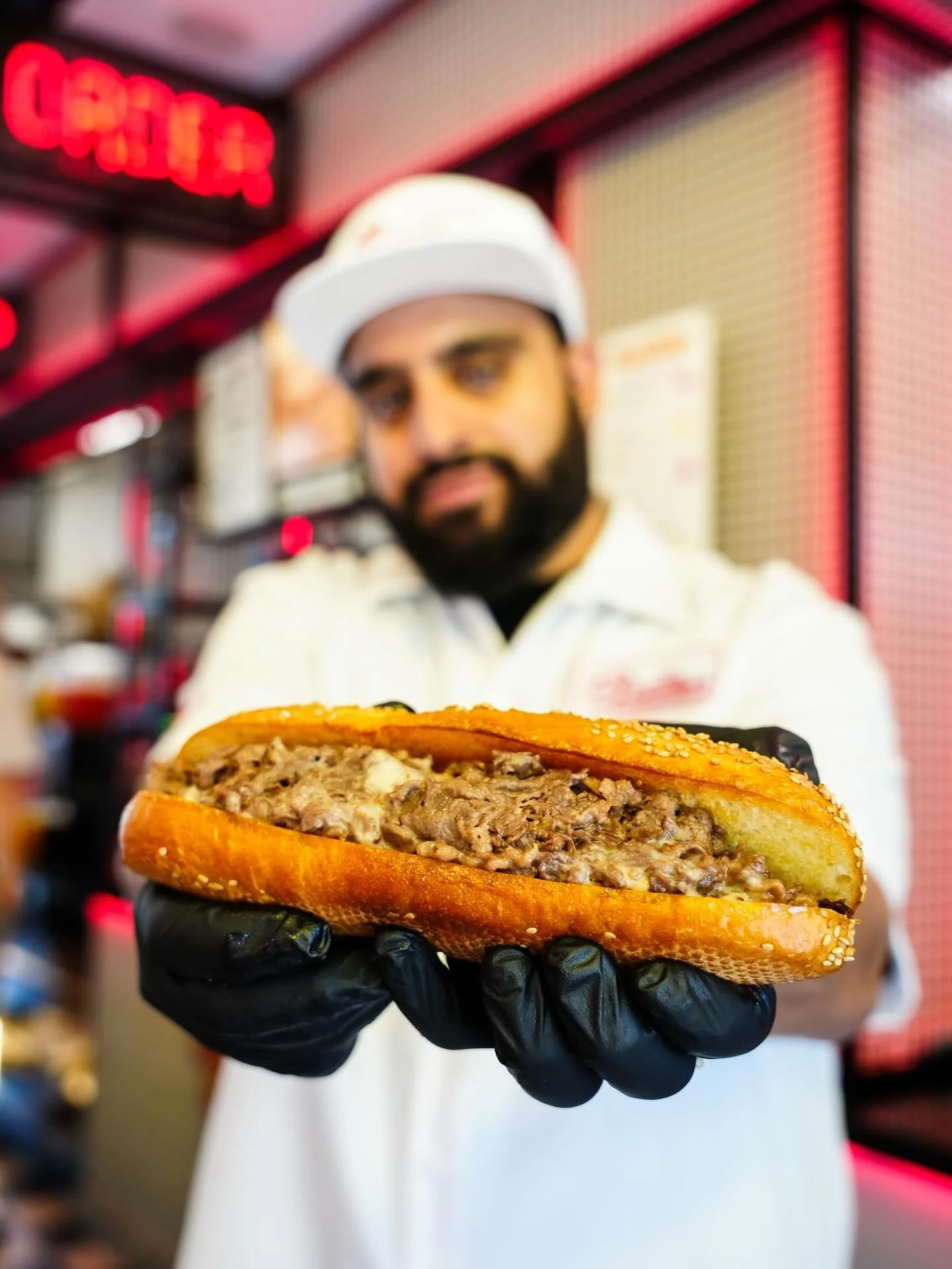 Congrats to @burgerbodegahtx and @houstoneatz on the debut of their new cheesesteak pop-up concept @basscheesesteaks taking place this afternoon starting at 6 pm!

Bas&rsquo;s Cheesesteaks will first operate out of the Burger Bodega pop-up window at 