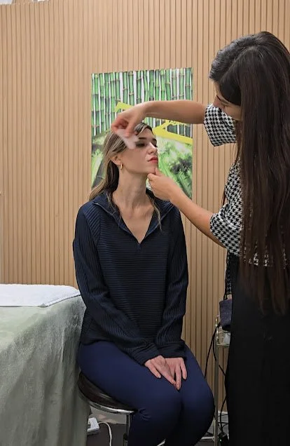 Gua Sha &amp; Jade Hair Combing: Ancient China’s Rituals for Balance &amp; Flow