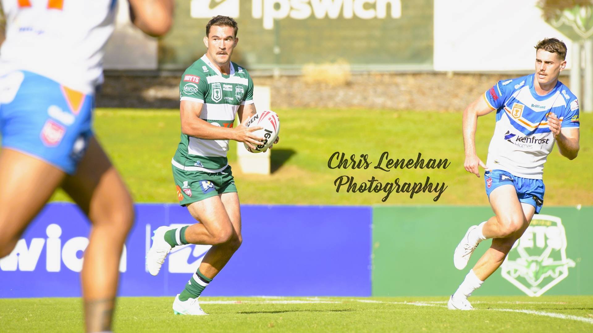 Zac Hetherington looks for passing options | Photo by Chris Lenahan Photography