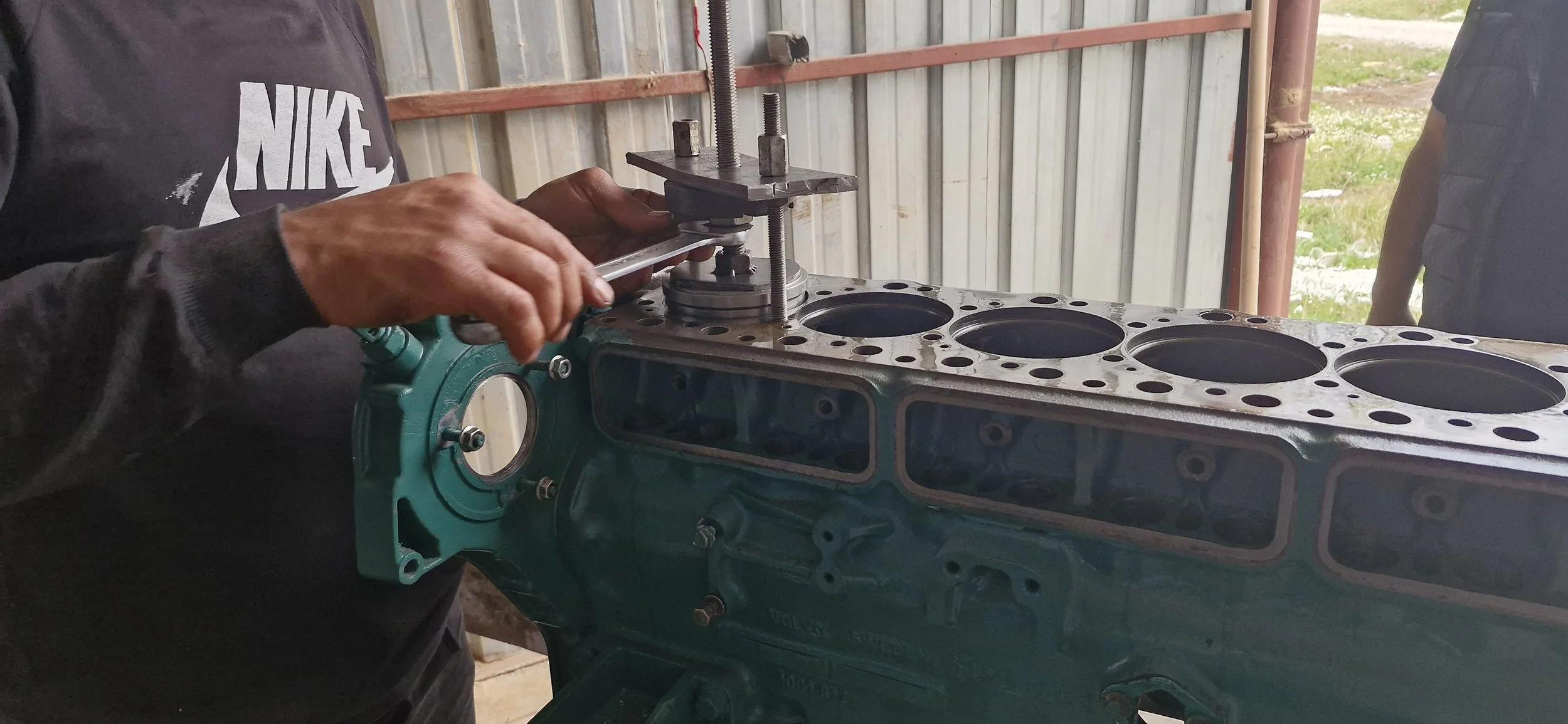 KAD43 OVERHAUL LİNER MONTAJ.jpg