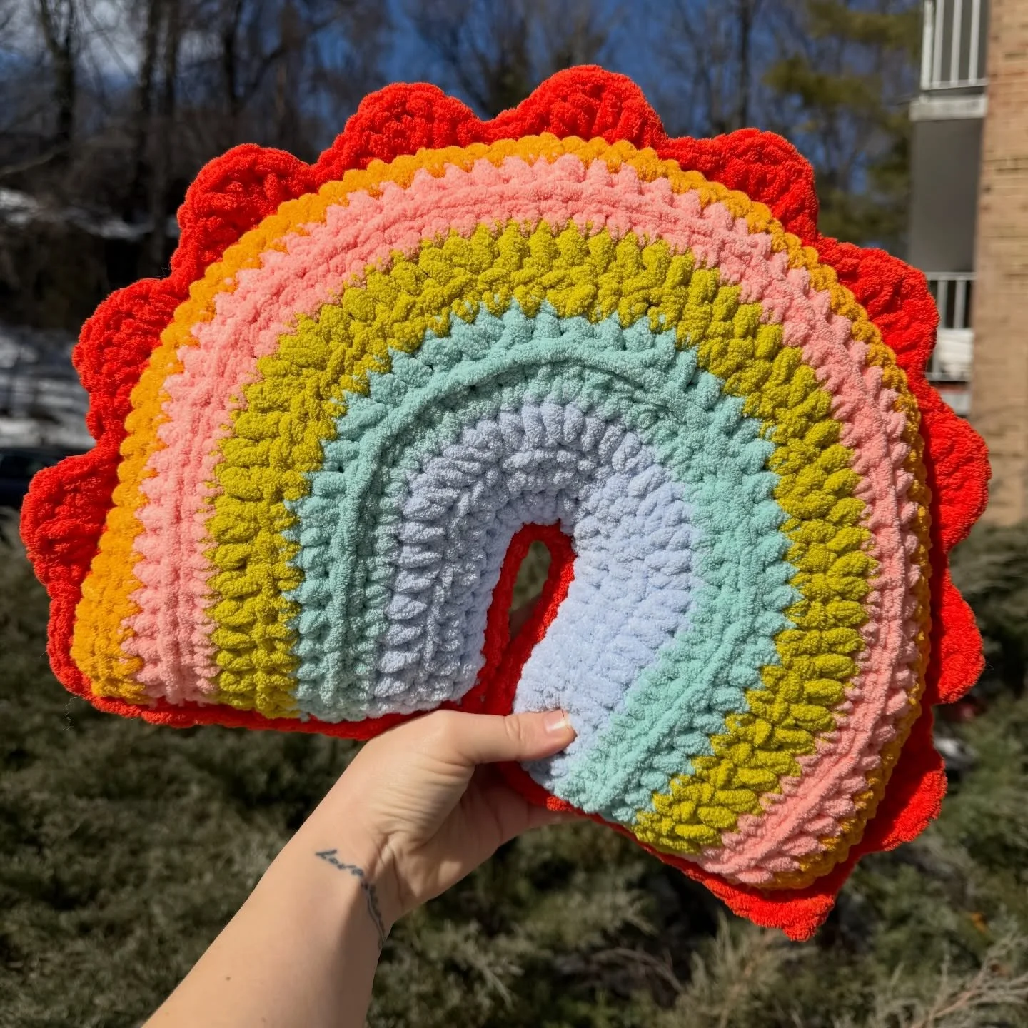 Sunshine &amp; Rainbows ☀️🌈

I never tire of making this beautiful Iris Pillow by @bobblesandblooms 🥰