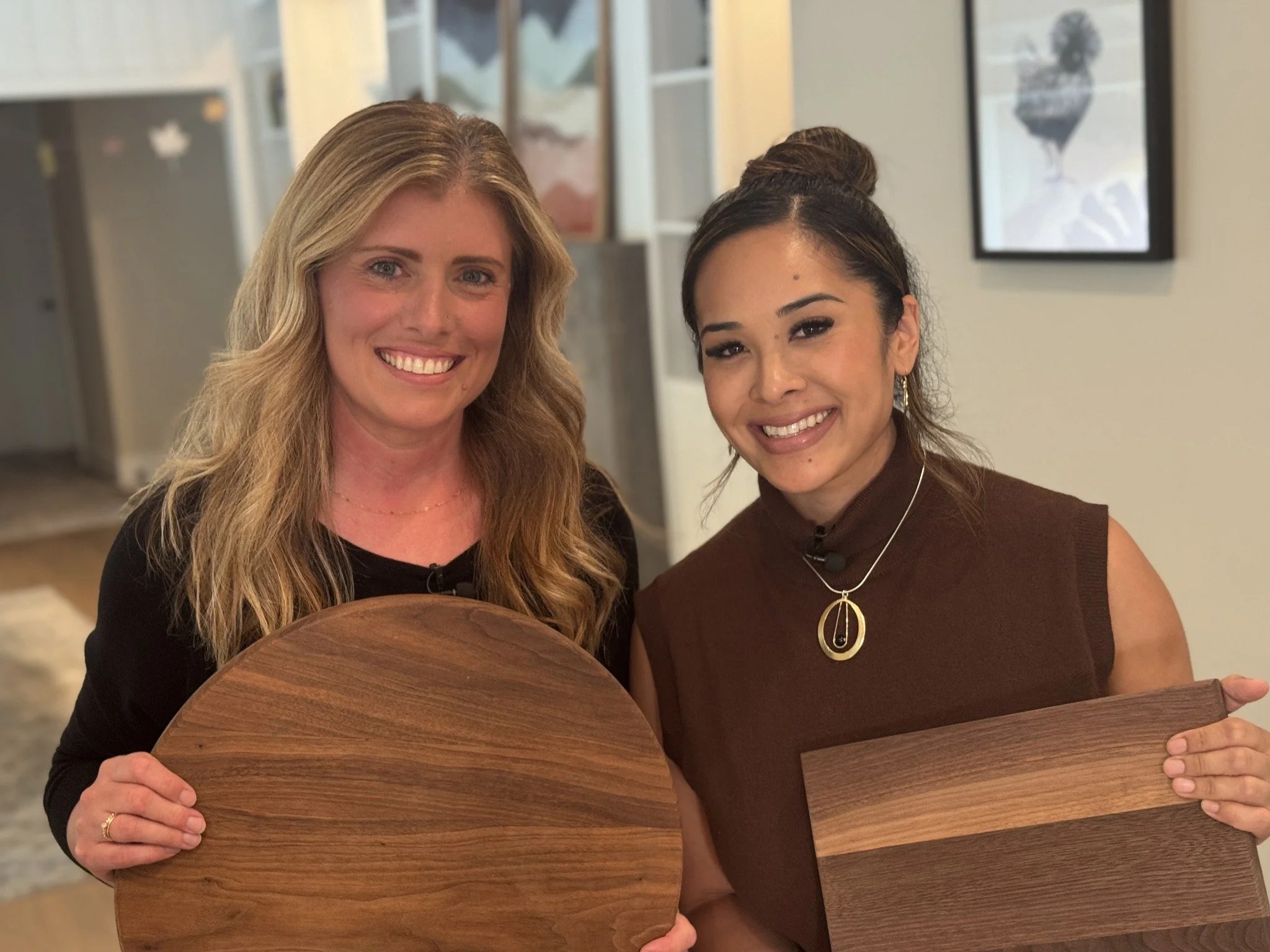 Give a complement; Get on TV