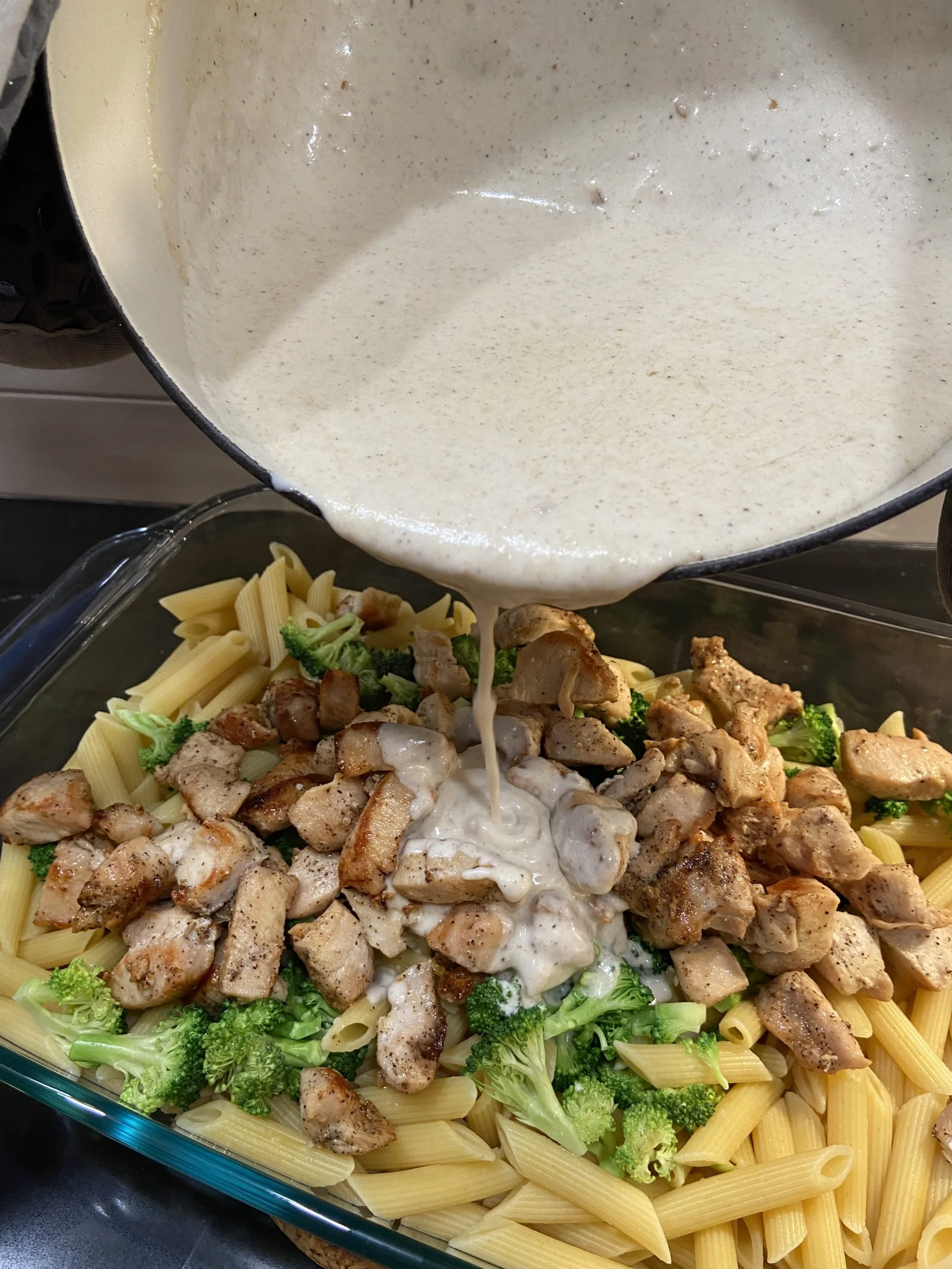 Chicken, Broccoli & Penne in Garlic Cream Sauce