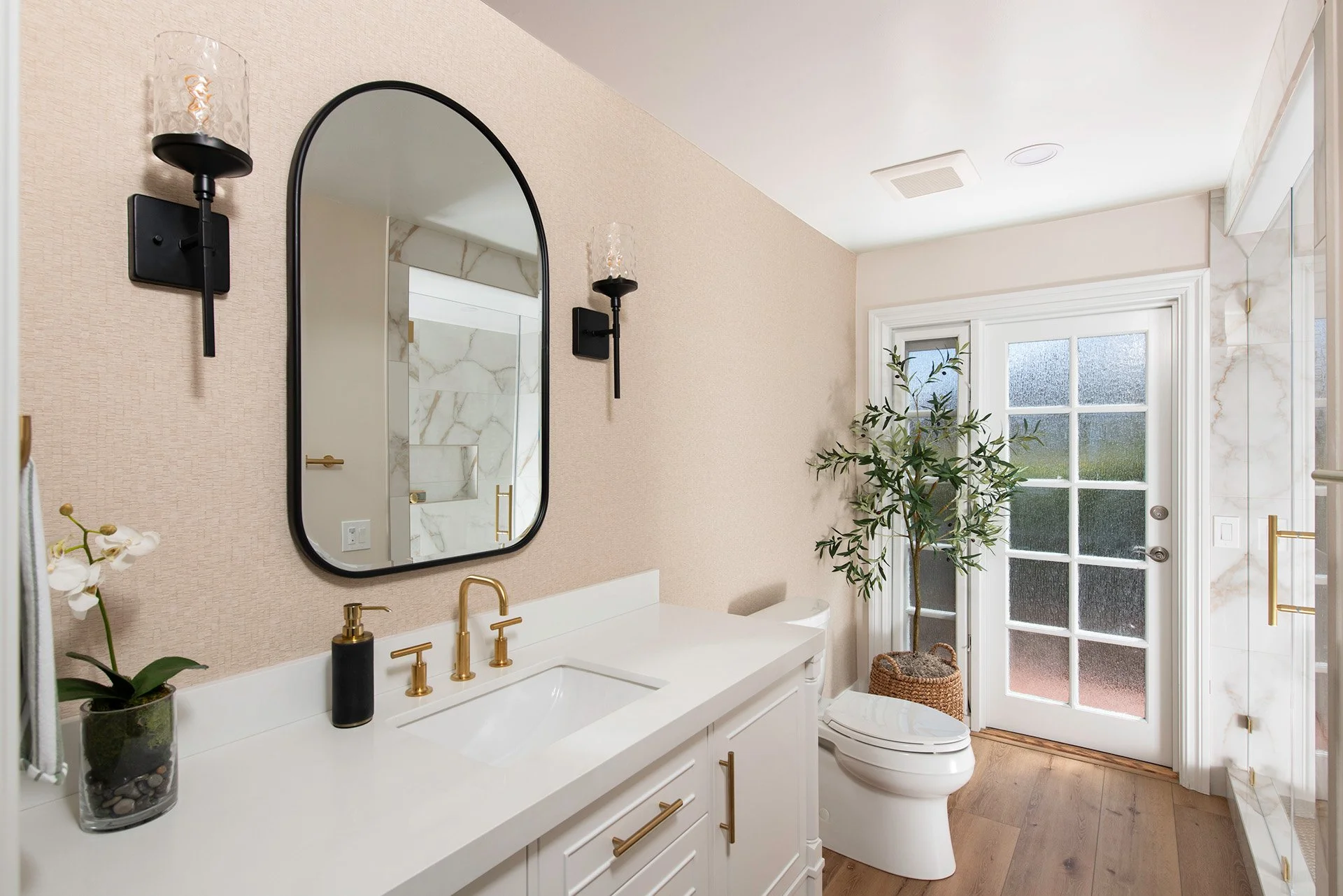 coastal_guest_bathroom.jpg