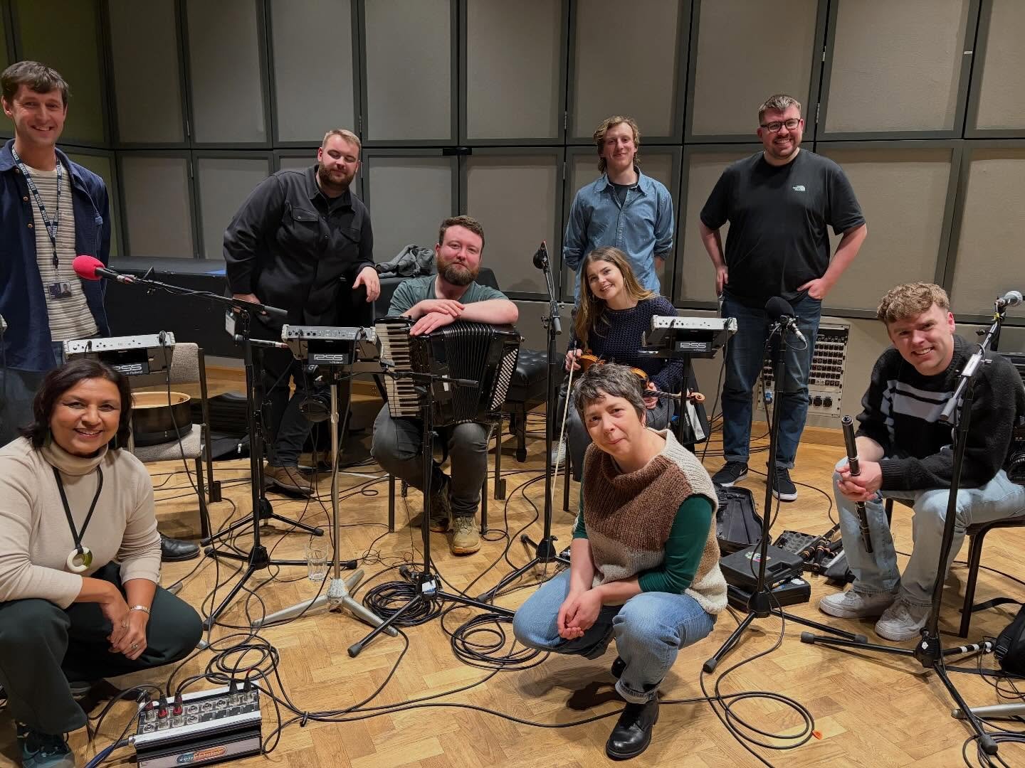 We had a lovely time playing on BBC Radio 3&rsquo;s Music Planet last night! You can catch up now on BBC sounds. 

Our @celtic_connections gig tonight with @jennbutterworth is now SOLD OUT 🫡

#celticconnections #scottishmusic #irishmusic #trad #live