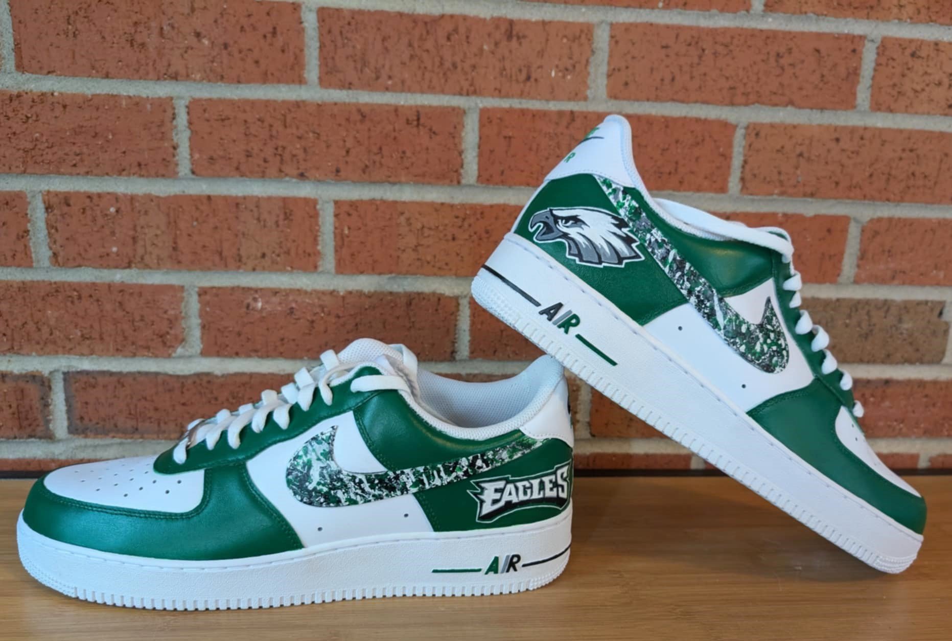 eagles shoes.jpeg