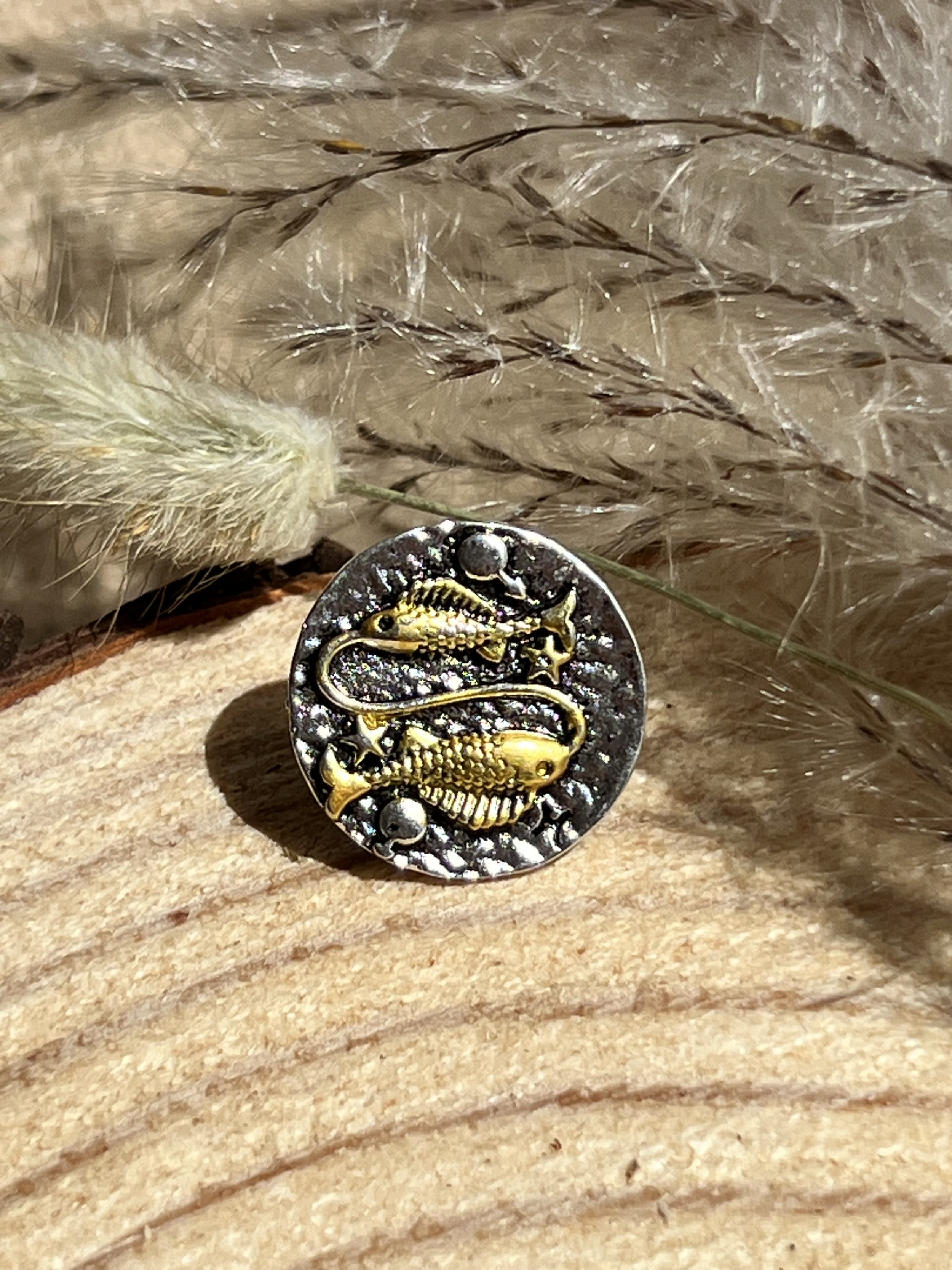 Antiquity Pisces Pin