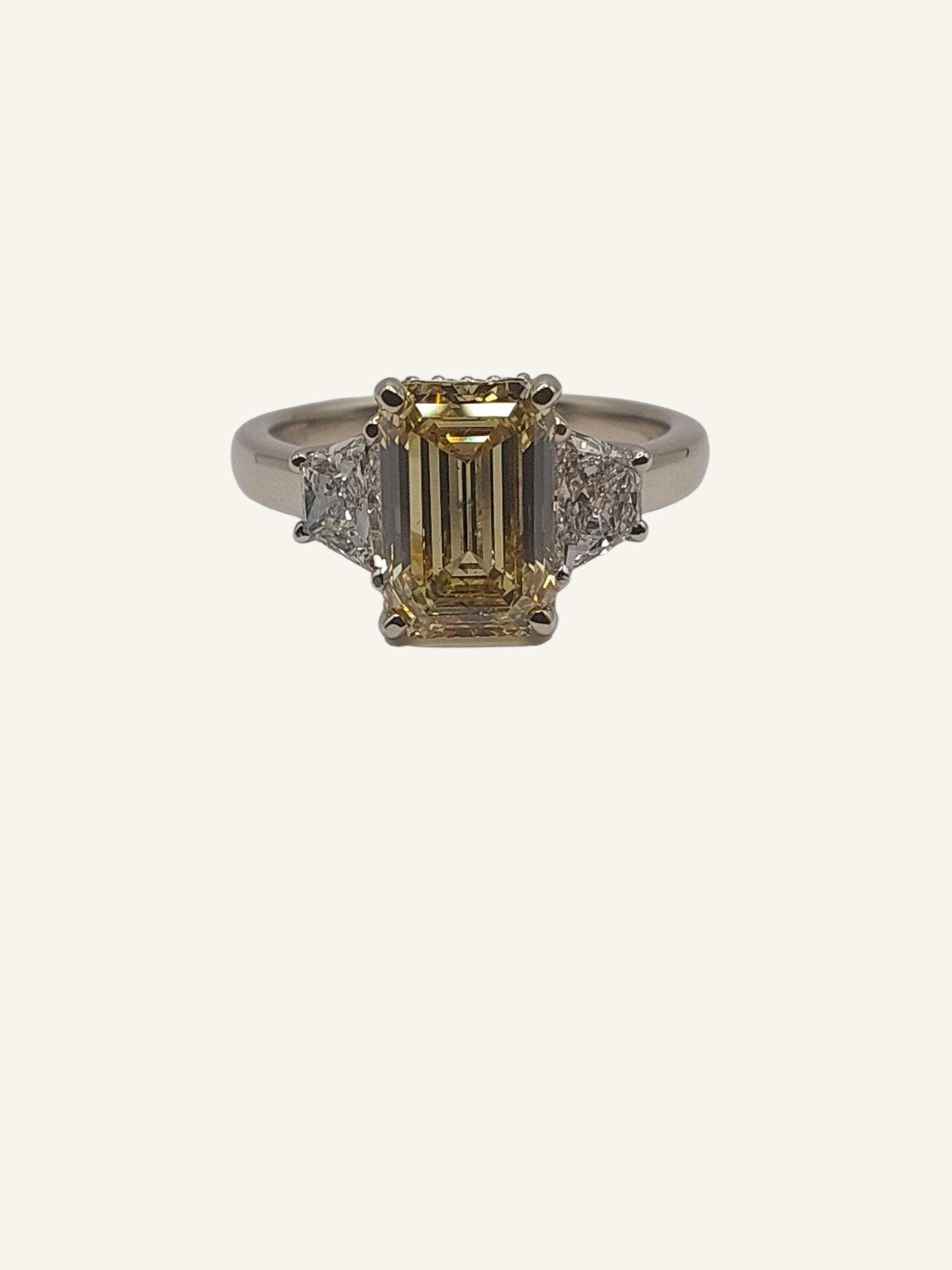 14ct White Gold, Lab Grown Diamonds.
$7,750.