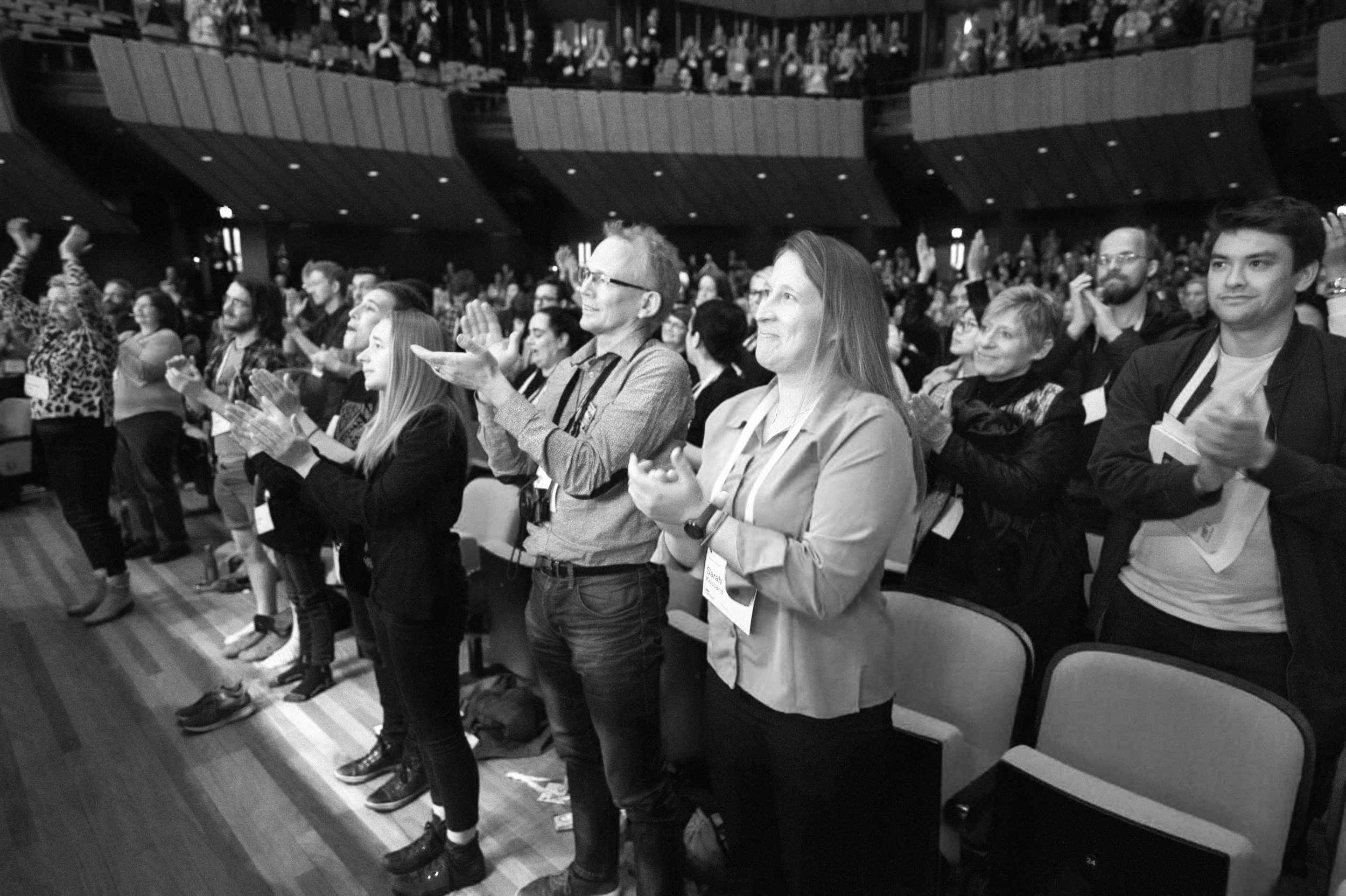 TED_crowd clapping.jpg