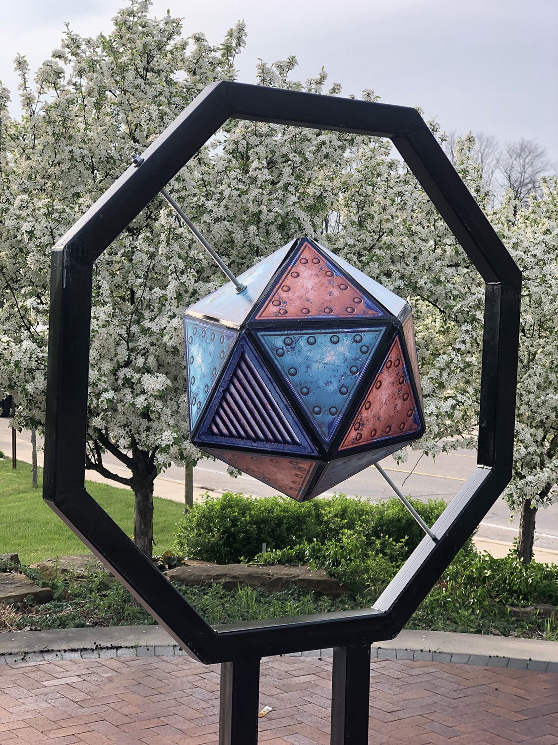 Dexter MI Icosahedron 02.jpg