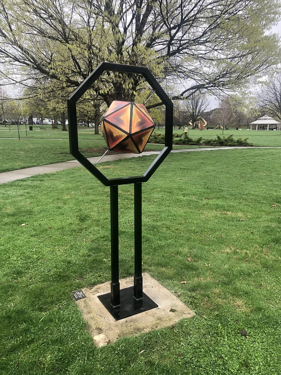 Icosahedron St Charles IL 01.jpg
