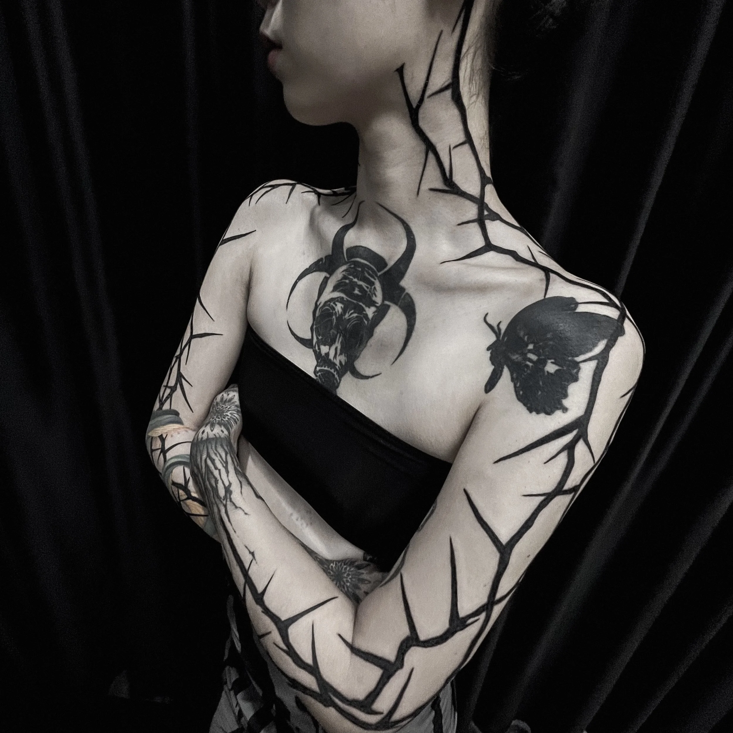 CAIN immaculate scar style Brooklyn NYC tattoo artist blackwork neck  tattoo thorns run through tattoo