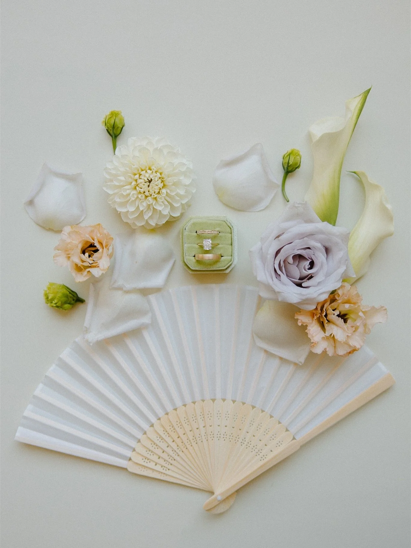 A few sneak peeks from Ariana &amp; Austin&rsquo;s magical day at Linwood Country Club ✨

Venue @linwood.weddings 
H&amp;MU @honeyglow.studio 
Florist @thewilmingtonflorist 
Content Creator @momentsby.dm 
Second Photographer @arealsmith 
DJ @ebetalen