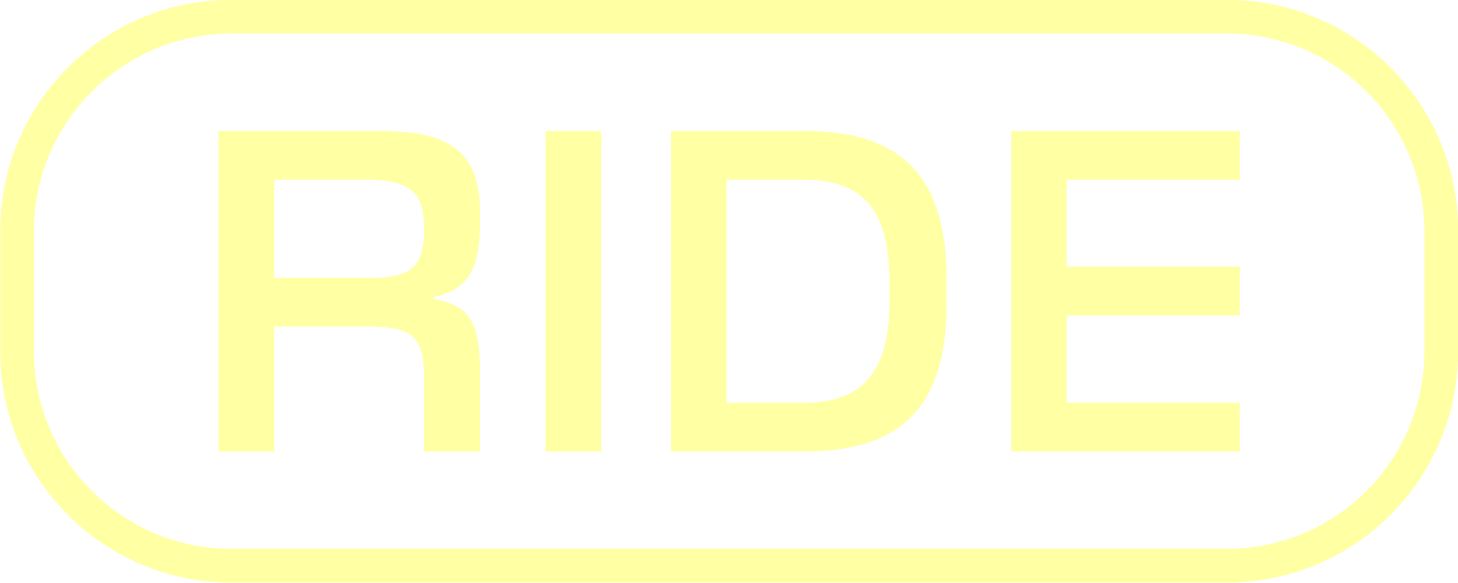 L'image présente le mot « RIDE » en lettres jaunes grasses sur un fond ovale noir bordé de jaune.