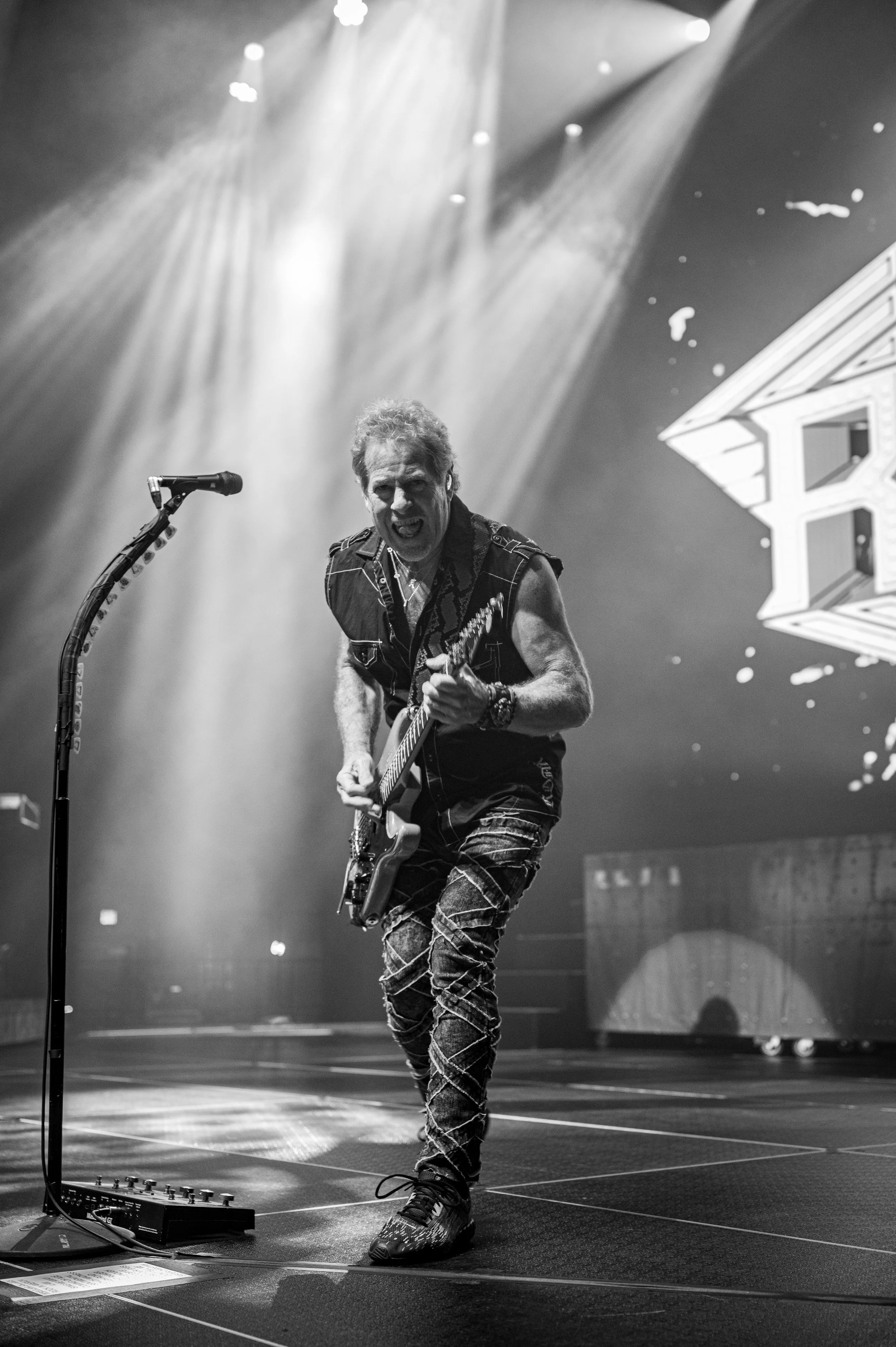 Night Ranger0294.jpg