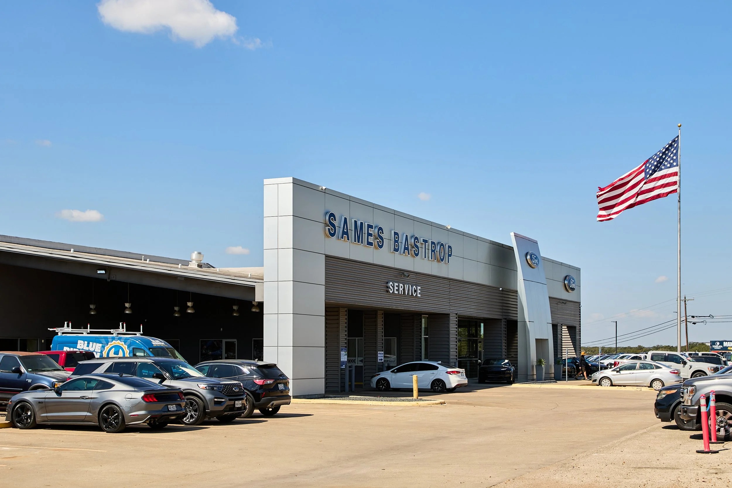 SAMES FORD BASTROP DR F 004.jpg