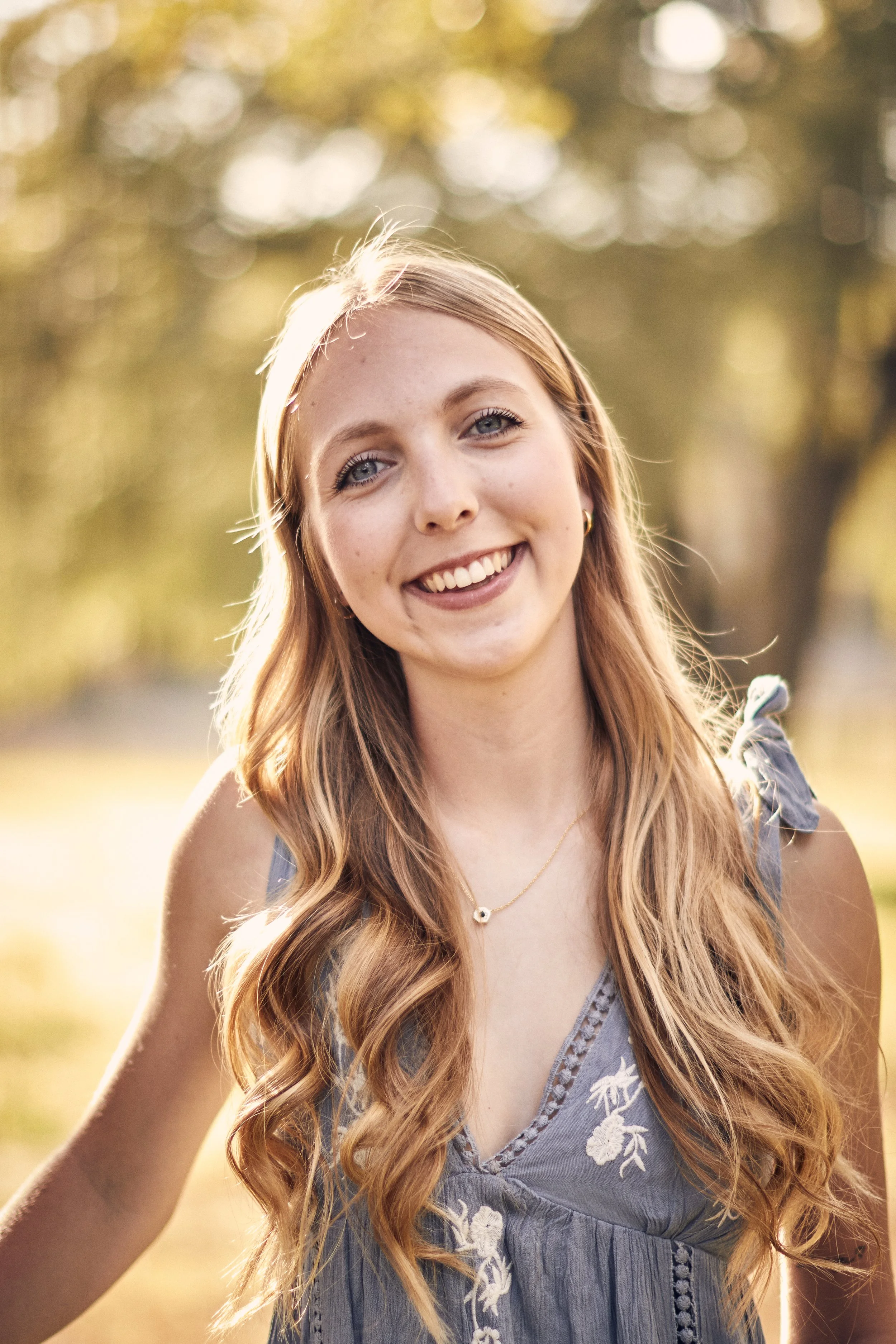 25-ZOE FARM GRAD-0270.jpg