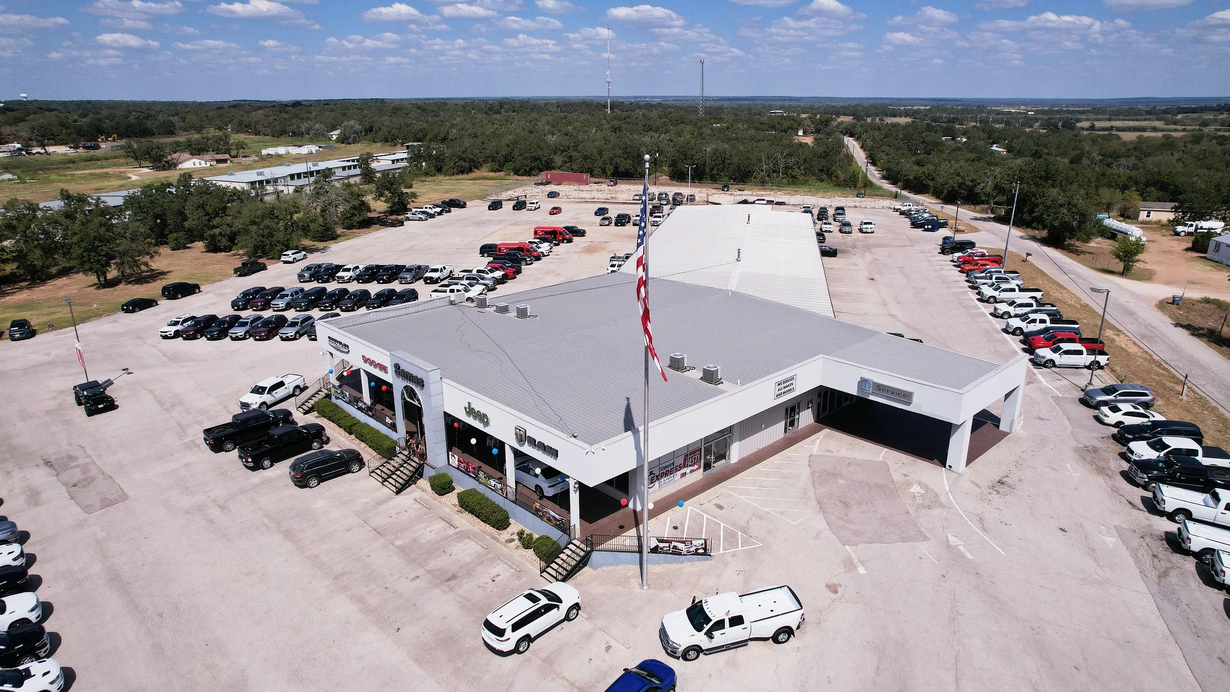 SAMES CDJ BASTROP DR F009.jpg