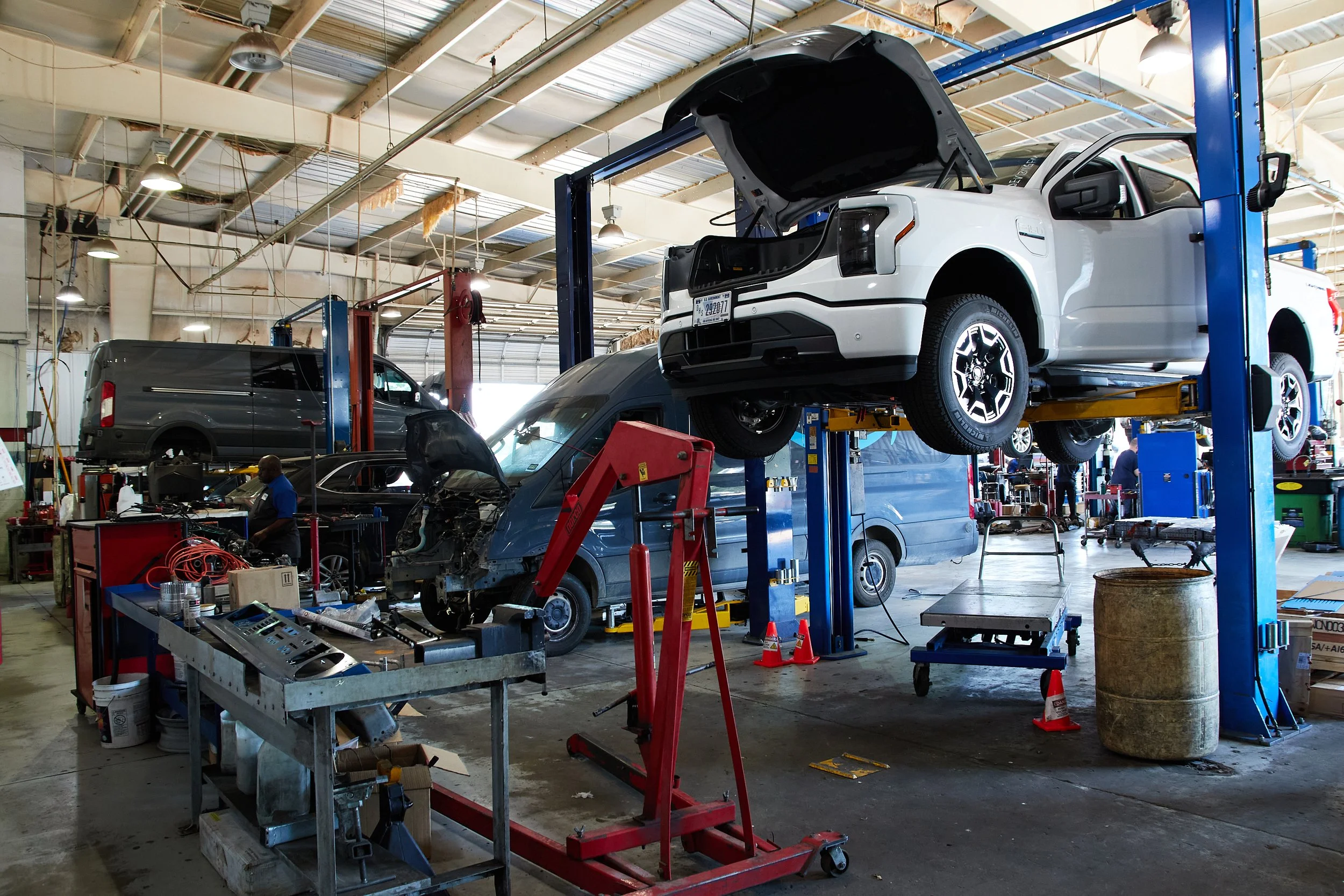 SAMES FORD BASTROP DR F 028.jpg