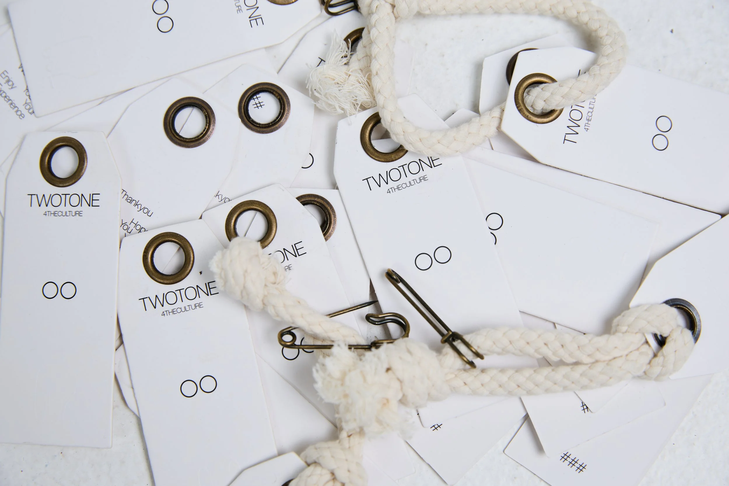 REIDIMAGERY©two tone0193.jpg