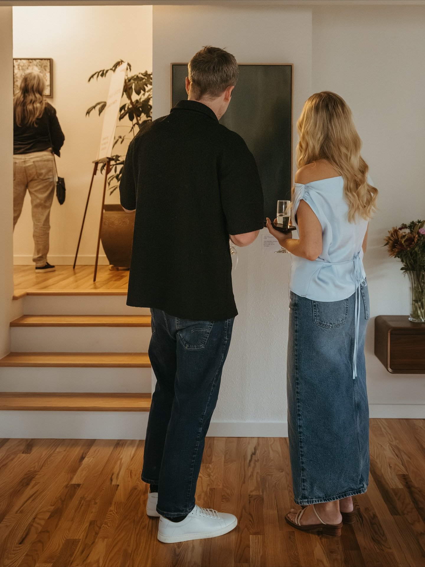 Our launch party guests taking in the works.
We&rsquo;re thrilled to have select pieces from Verbunt Galerie on view at @gemini.boulder as part of the Downtown Boulder Art Walk this Thursday, presented by @thenewlocalboulder. Hope to see some of you 