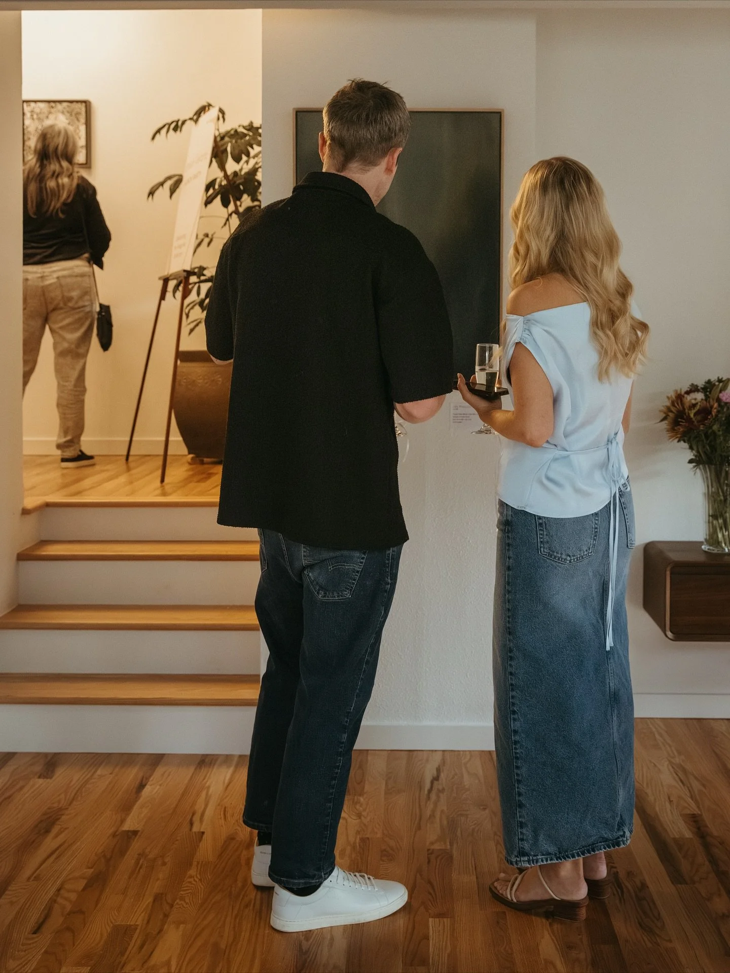 Our launch party guests taking in the works.
We&rsquo;re thrilled to have select pieces from Verbunt Galerie on view at @gemini.boulder as part of the Downtown Boulder Art Walk this Thursday, presented by @thenewlocalboulder. Hope to see some of you 