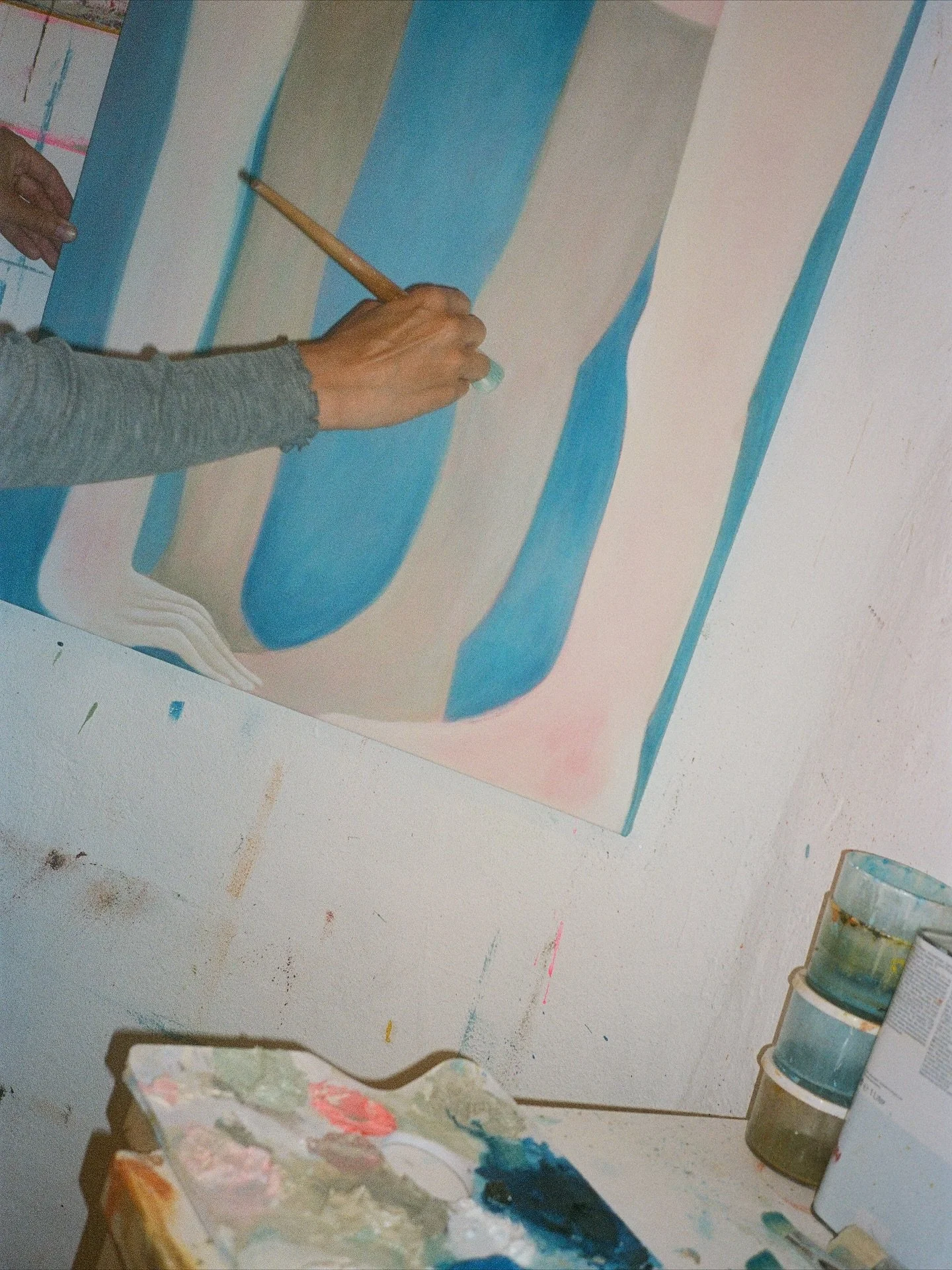 Sara Mai in her Copenhagen studio, painting She Was New Age Spiritual, An Animist. 

Part of Collection I with Verbunt Galerie. 🩵

Sara shares about her practice:
&ldquo;Visually, I&rsquo;m drawn to the contrast between organic curves and more geome