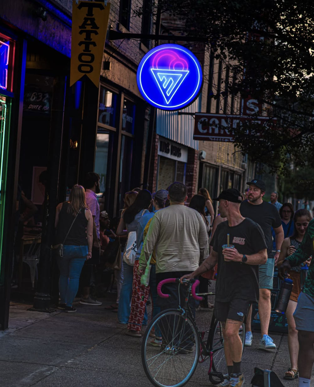 cocktail bar in NuLu