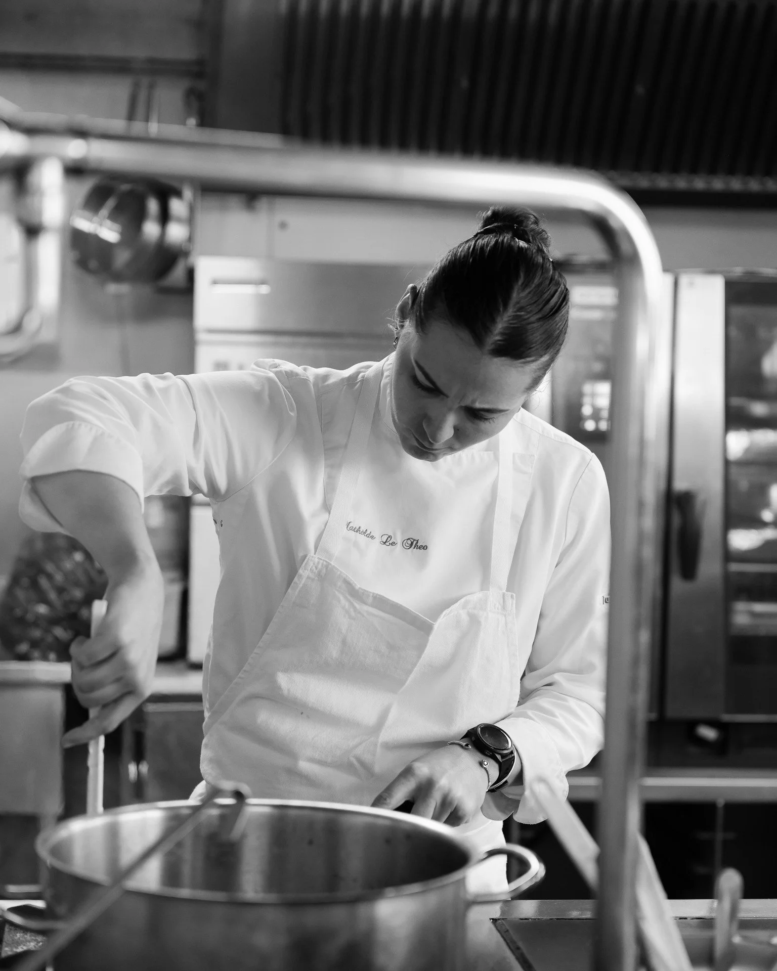 La cheffe au travail.
🍽️

#cheflife #kitchen #restaurant