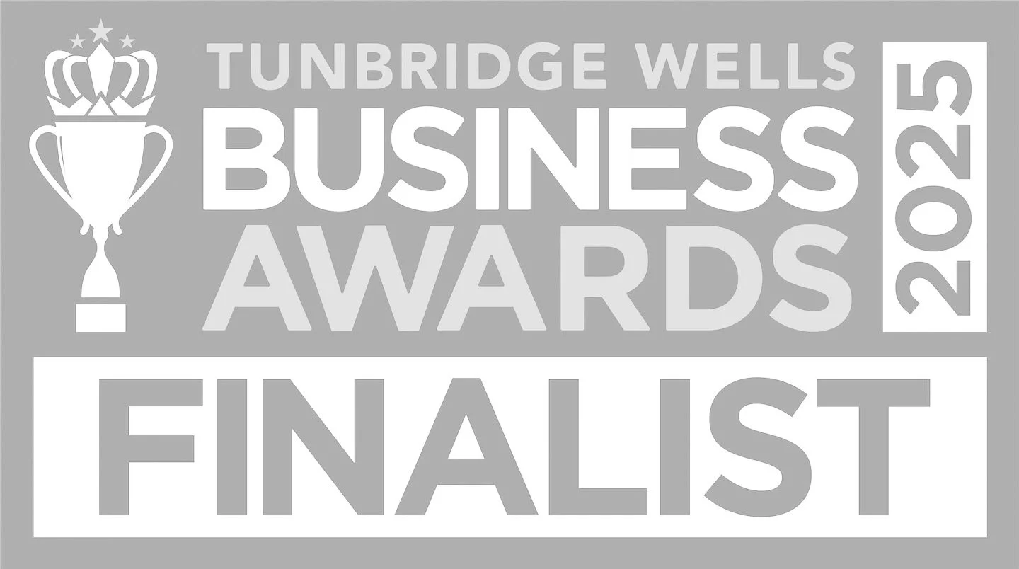 We did it! 🤍✨

Fine Lashes &amp; Brows is officially a Finalist for the 2025 Hair &amp; Beauty Business of the Year Award!
So proud of my amazing team your passion and skill made this possible.

@luxbeautytw 
@rachaeltsang.pmu 
@cozycozmetics 
#Fina