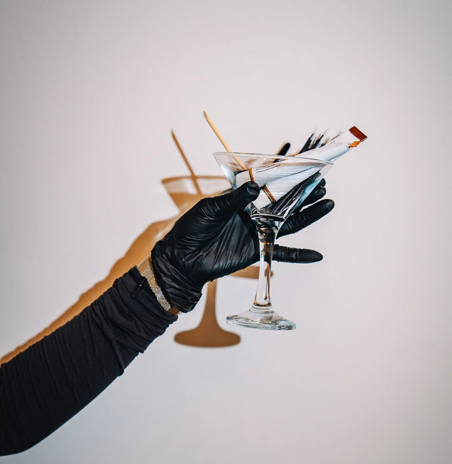 Brows so good they deserve a cocktail 🍸😉
HD Brows at Fine Lashes &amp; Brows &ndash; clean, crisp, customised.

Appointments filling fast ✨
#BrowsByCatherine #FineLashesAndBrows #HDBrowStylist #BeautyTunbridgeWells