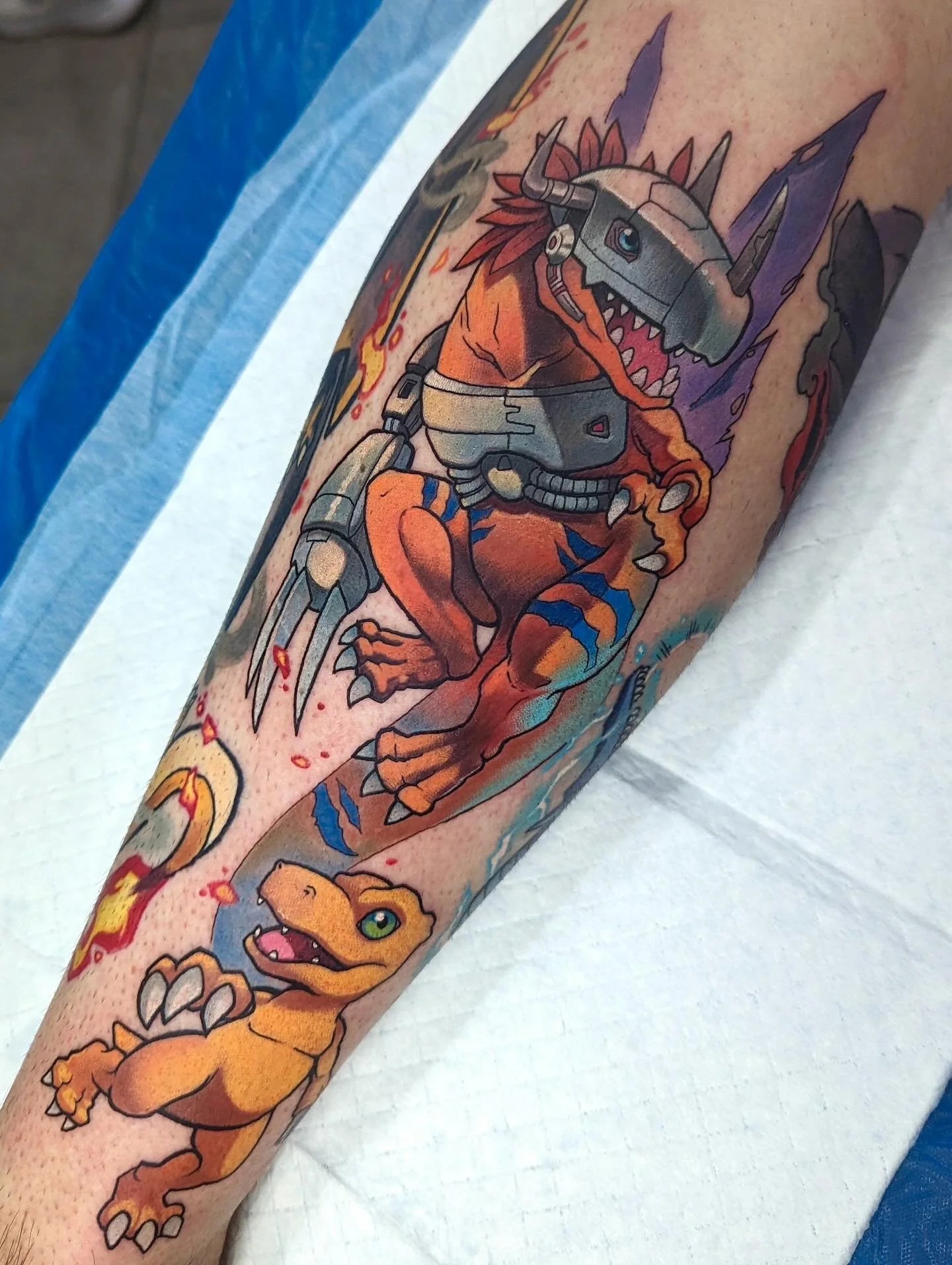 ⚡️🦅 GUEST ARTIST 🦅⚡️ We're very excited to have our friend @imsamtattoos guesting with us between OCT 31-NOV 6! 
 
Sam is an absolute weapon at drawing and realizing his anime inspired pieces on the body with amazing colours and perspective. He's f