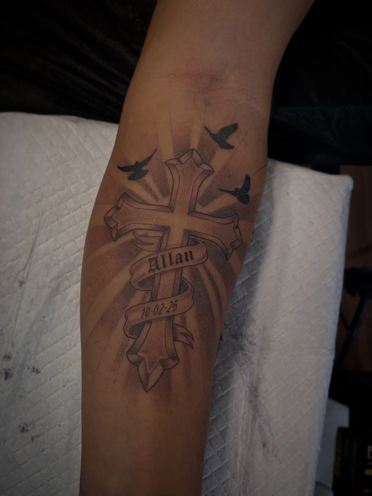 Tattooed this memorial piece the other day. I kept the design very similar to the image that was sent to me, just changing a few things I thought could use it. Not my usual thing but I&rsquo;m grateful for the trust they gave me to do this piece for 