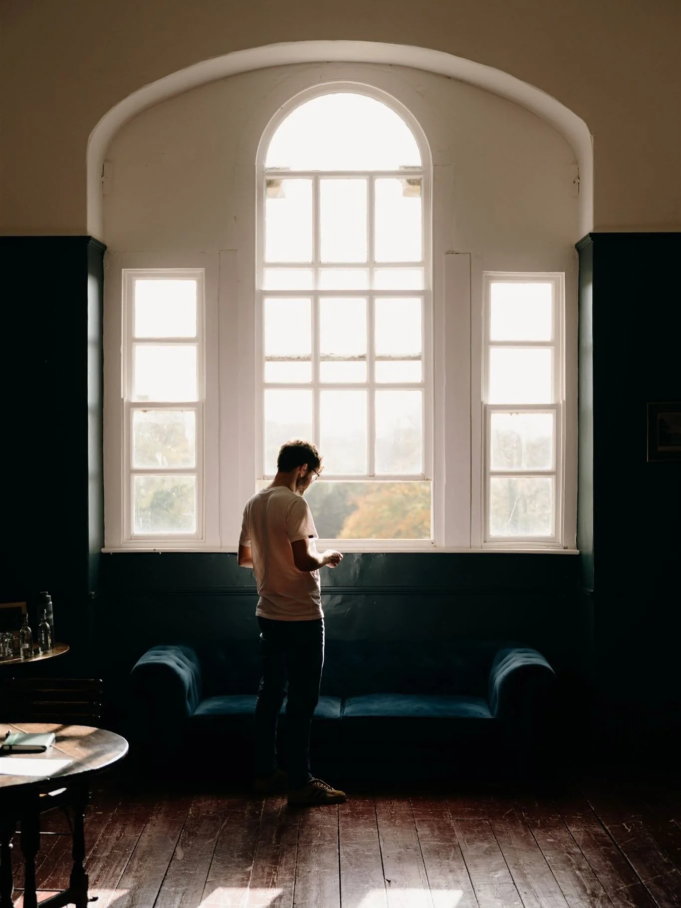 Groom prep deserves just as much attention as bridal prep. It&rsquo;s a special time with your friends and family.
When you book us, both of your mornings can be captured.

#dorsetwedding #dorsetweddingphotographer