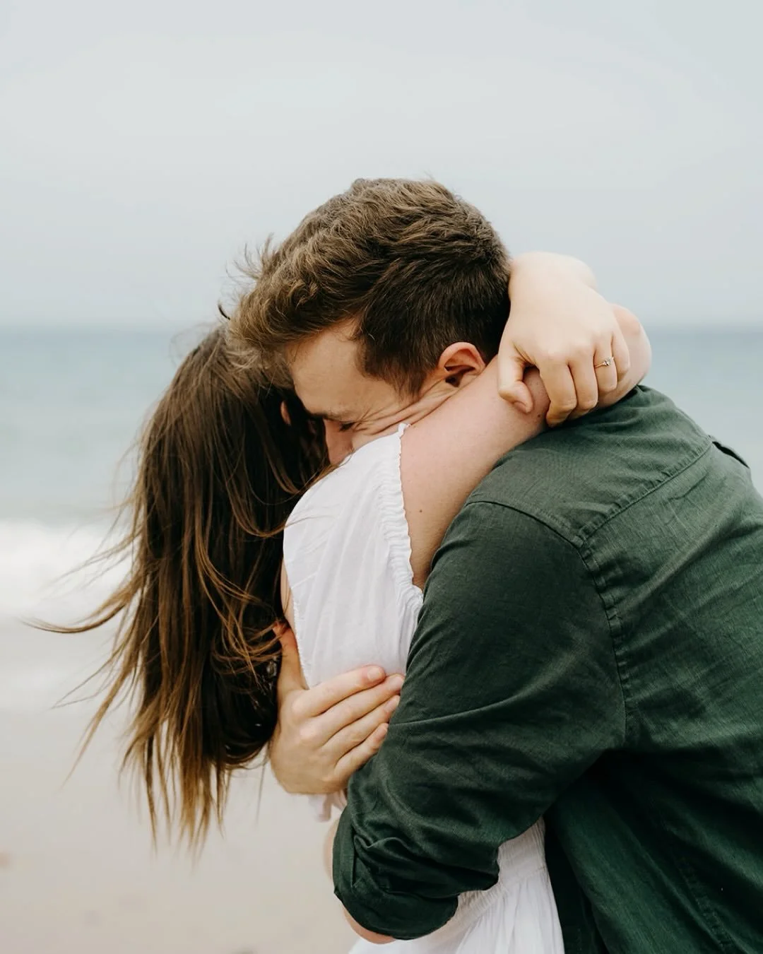 The beach is always somewhere we will recommend for a pre-wedding shoot, even on a grey day it is still breathtaking. Flashback to this lovely day at Hengistbury Head with H&amp;J ahead of their wedding in Bournemouth. They looked amazing, and the oc