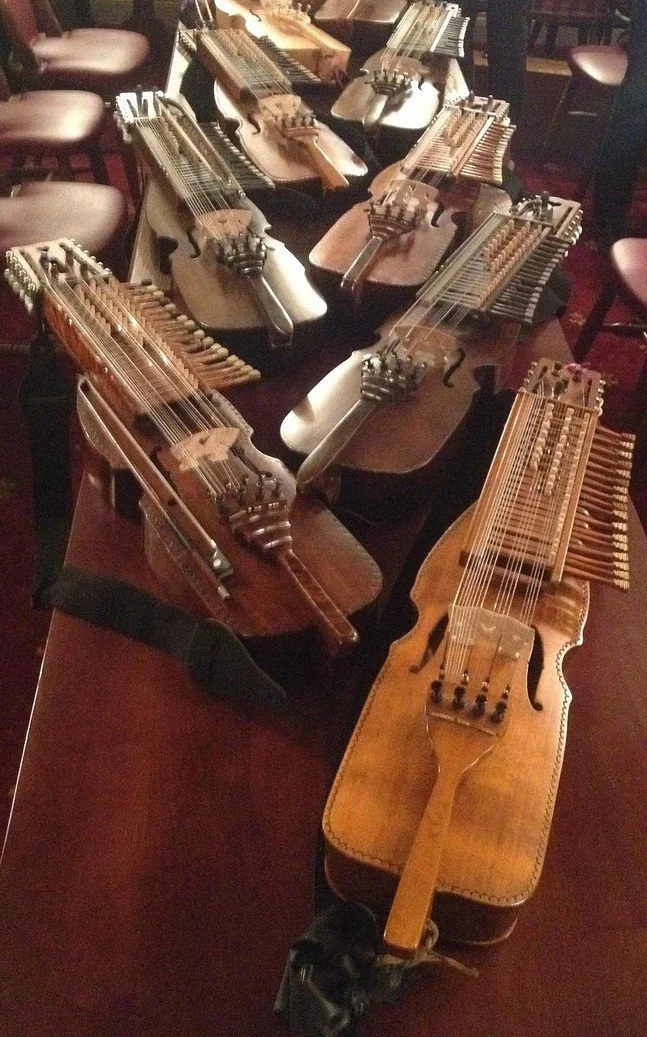 Nyckelharpa.jpg