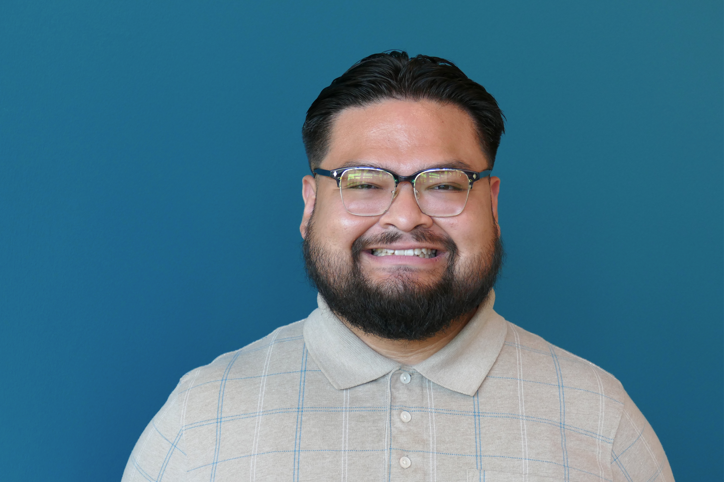 Gustavo Head shot