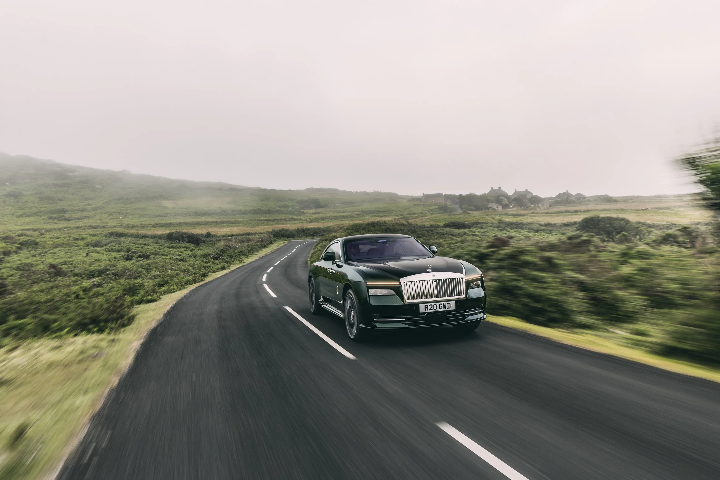 Stephan Bauer Rolls Royce Spectre UK-5.jpg
